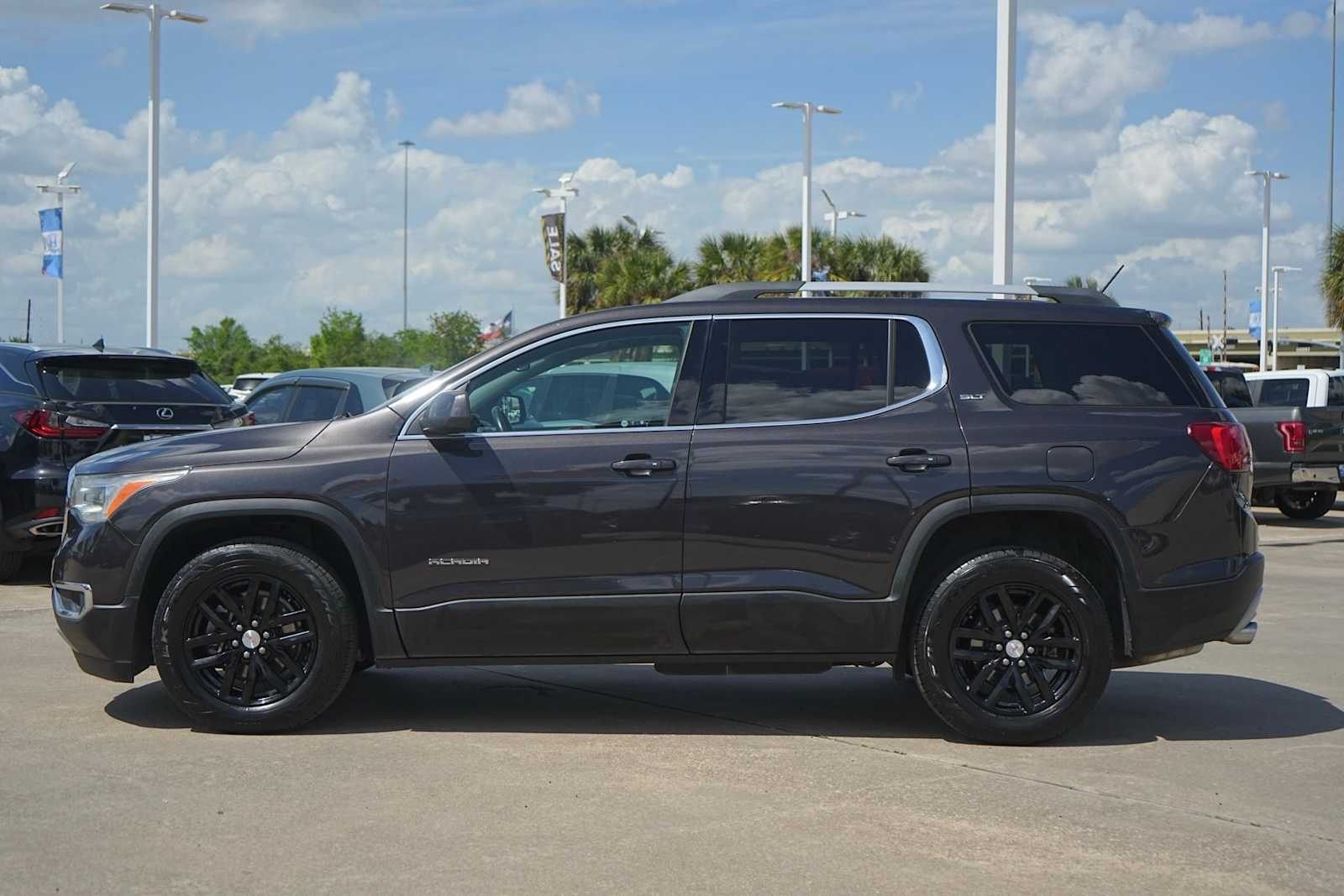 Thumbnail: 2019 GMC Acadia - 3