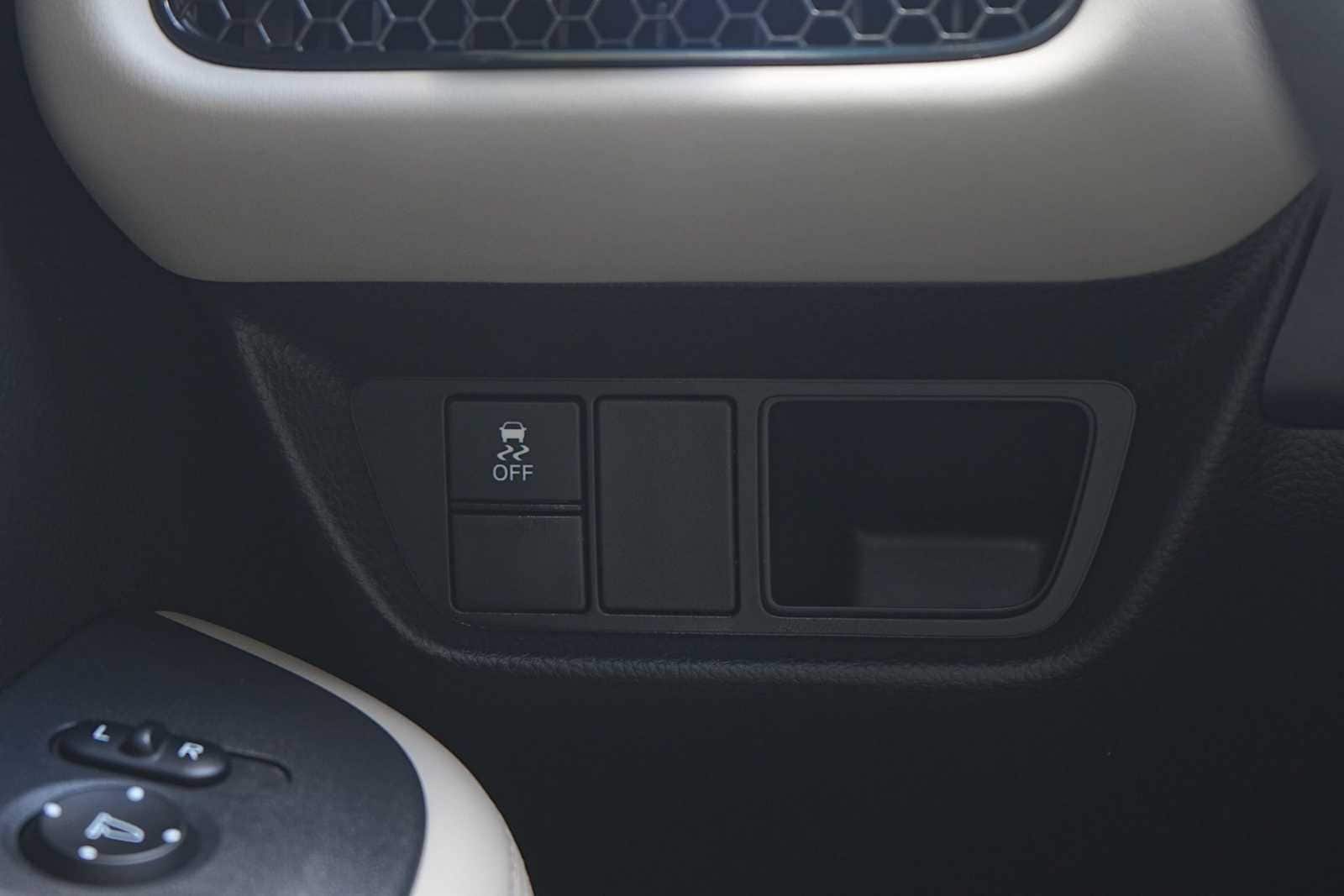 Thumbnail: 2023 Honda HR-V - 24