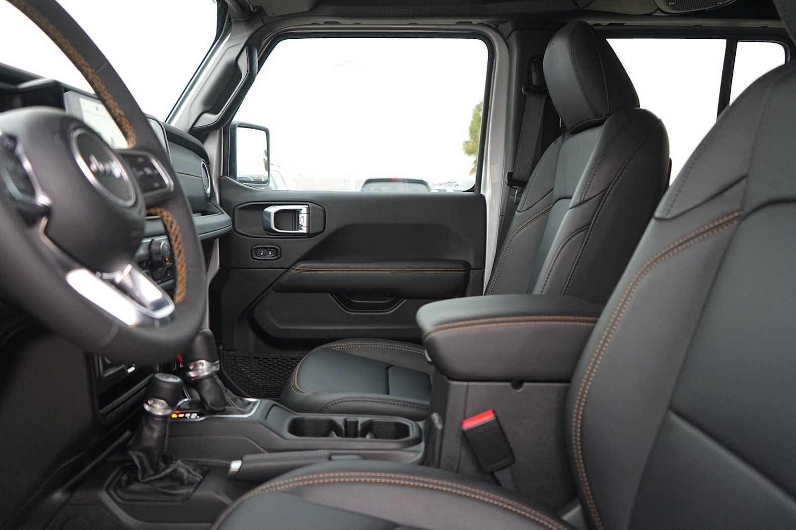 Thumbnail: 2024 Jeep Wrangler - 11