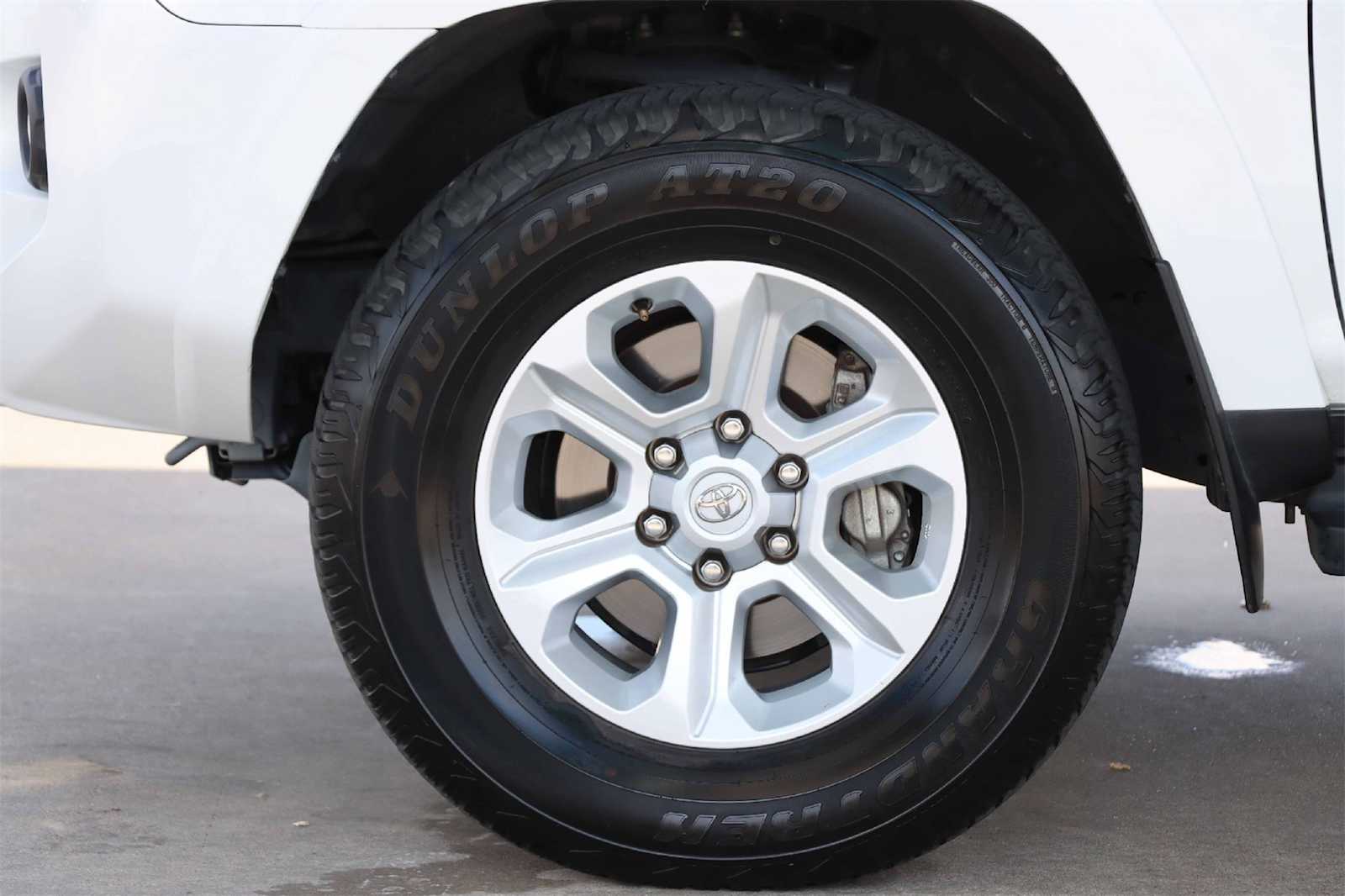 Thumbnail: 2024 Toyota 4Runner - 8