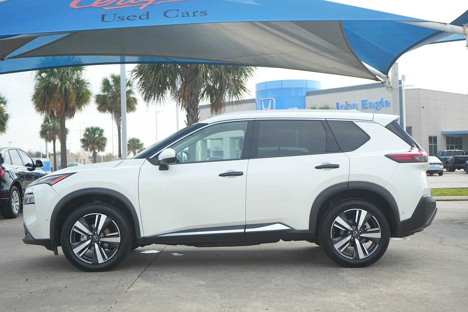 Thumbnail: 2023 Nissan Rogue - 3