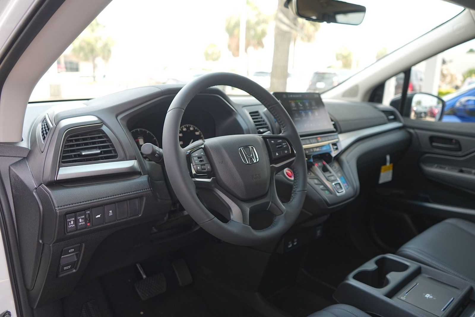 Thumbnail: 2026 Honda Odyssey - 2