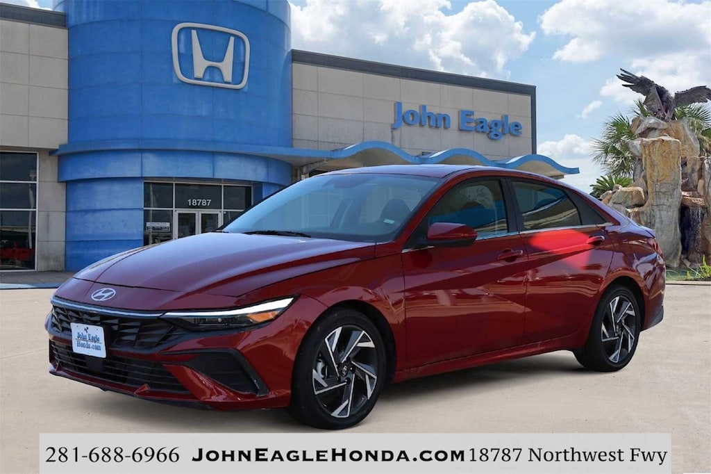 Used 2025 Hyundai Elantra SEL Convenience Sedan