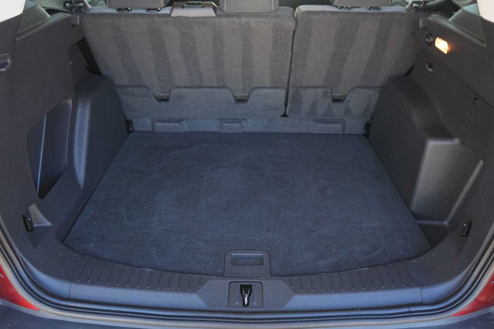 Thumbnail: 2015 Ford Escape - 27