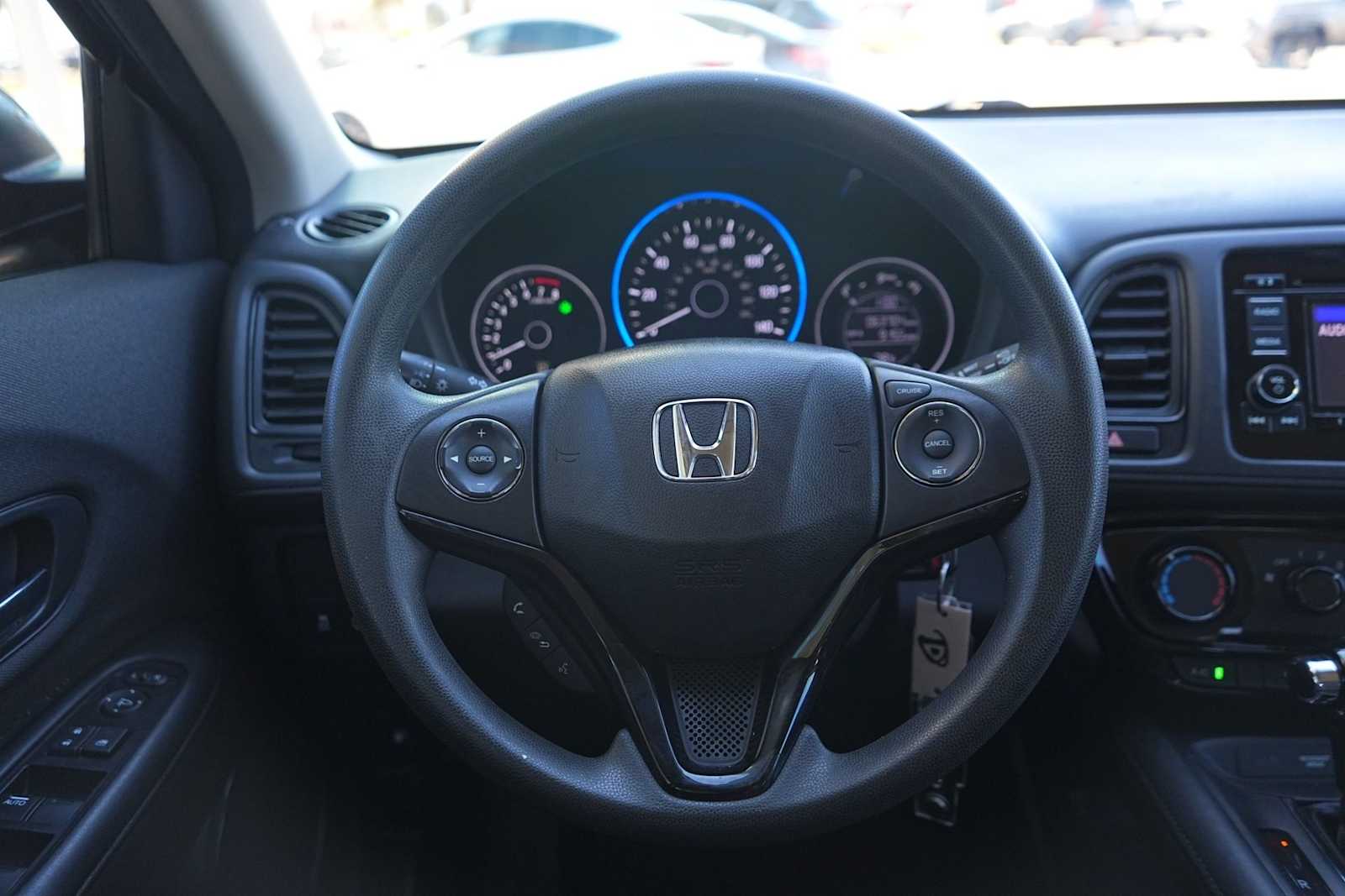 Thumbnail: 2019 Honda HR-V - 16