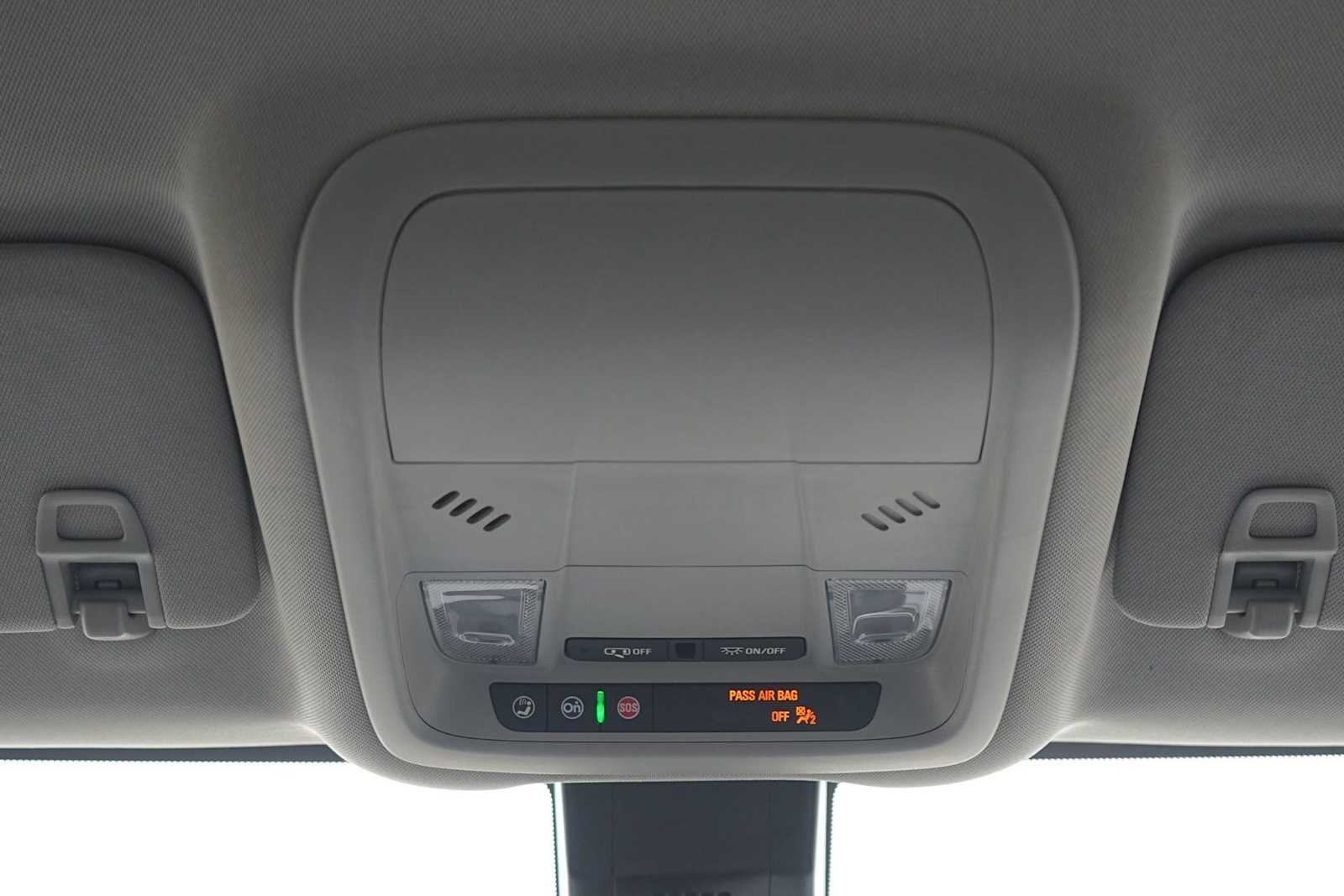 Thumbnail: 2023 Chevrolet Equinox - 25