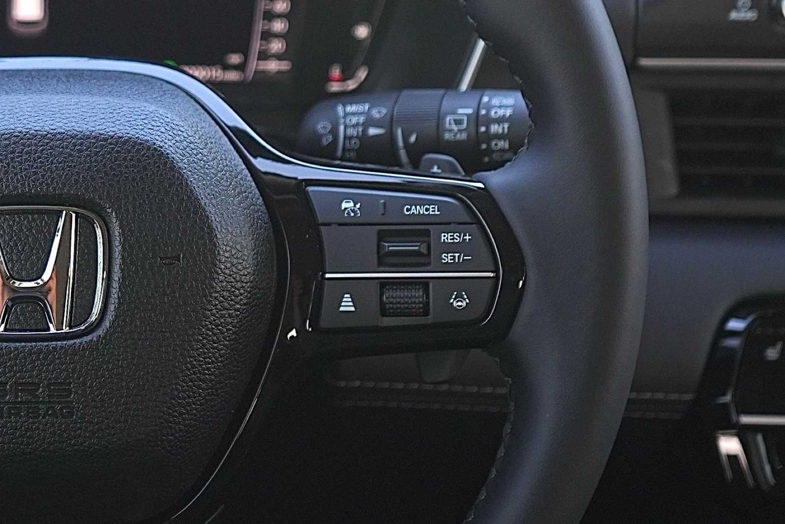 Thumbnail: 2026 Honda Pilot - 17