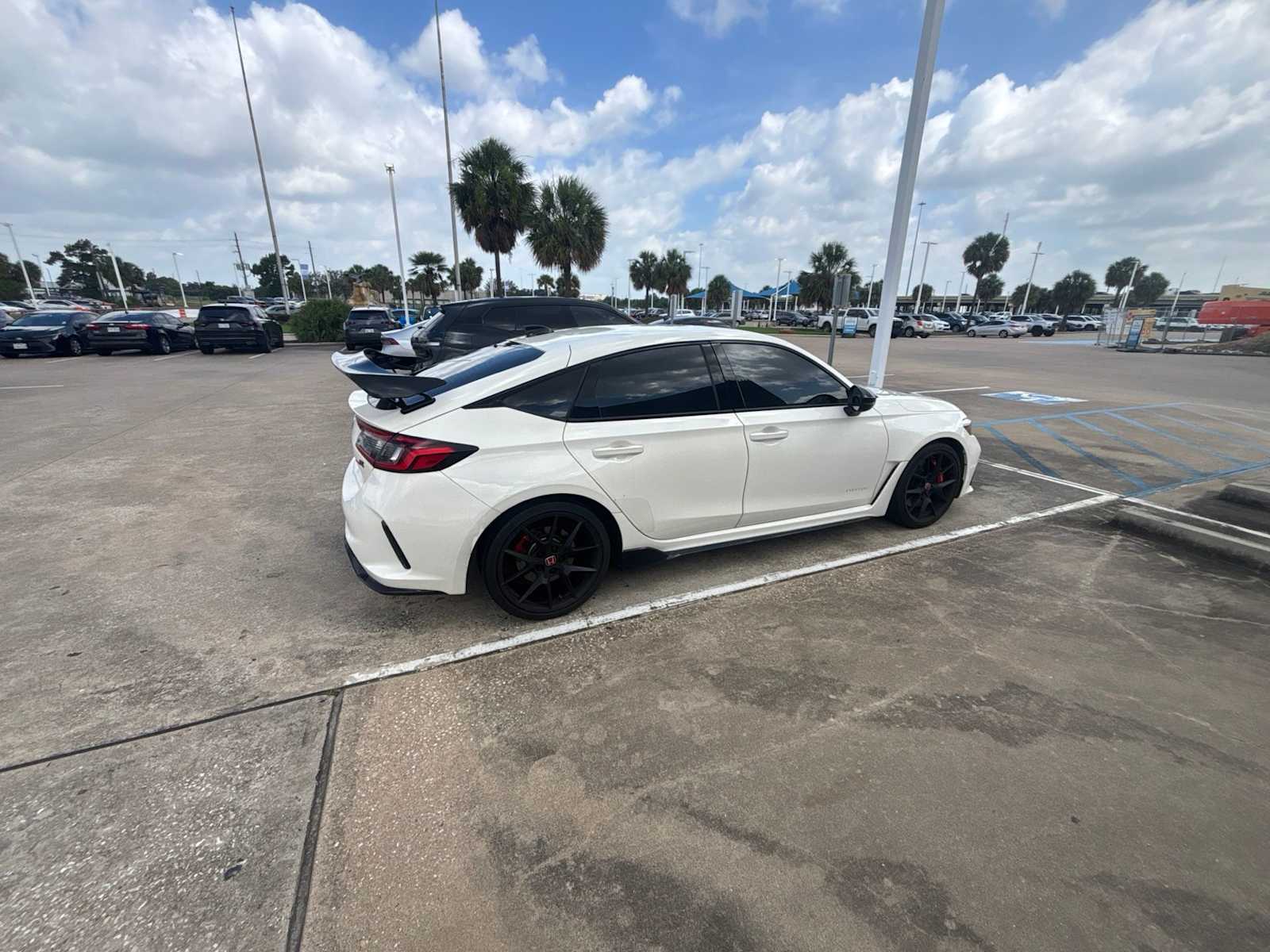 Thumbnail: 2024 Honda Civic - 3