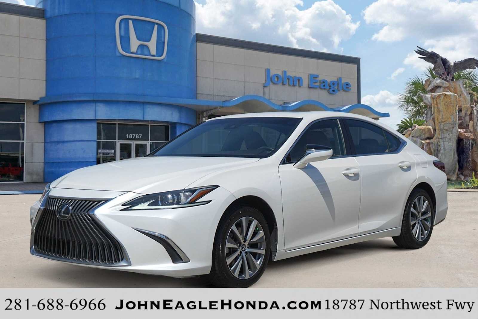 Thumbnail: 2021 Lexus ES - 1