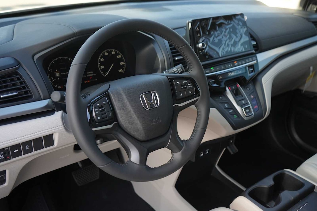 New 2026 Honda Odyssey EX-L Van Passenger