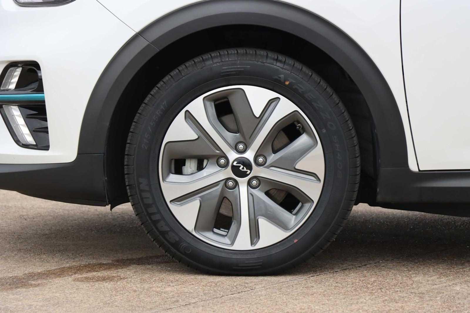 2022 Kia Niro S 8