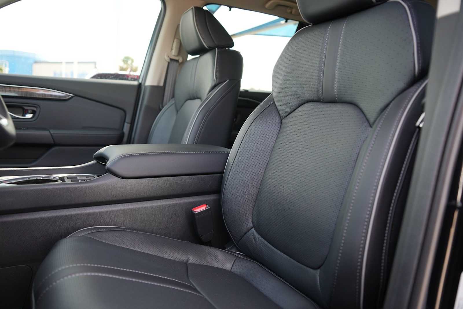 Thumbnail: 2025 Honda Pilot - 11