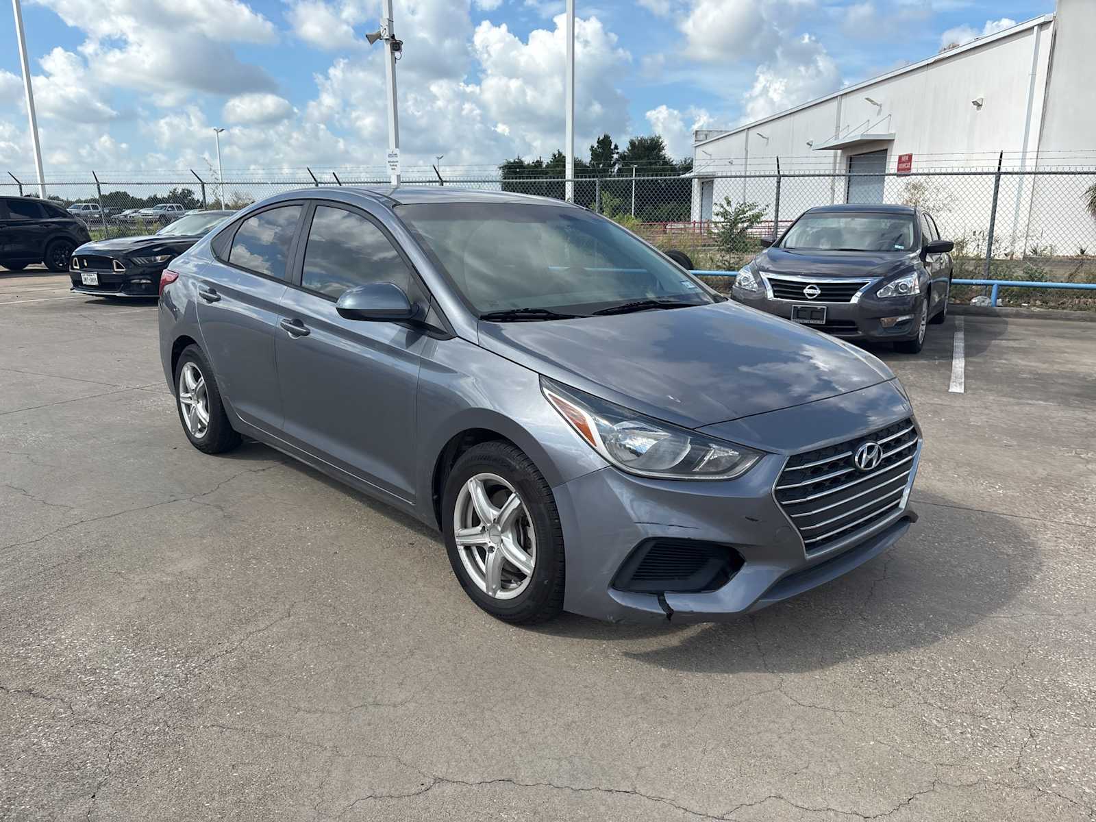 Thumbnail: 2019 Hyundai Accent - 3