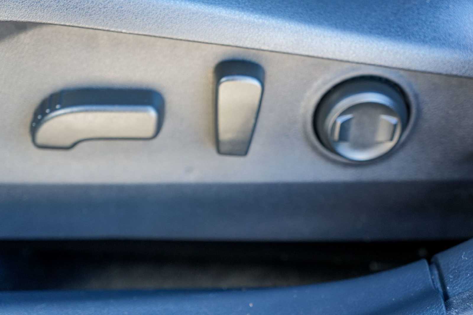 Thumbnail: 2020 Subaru Outback - 21