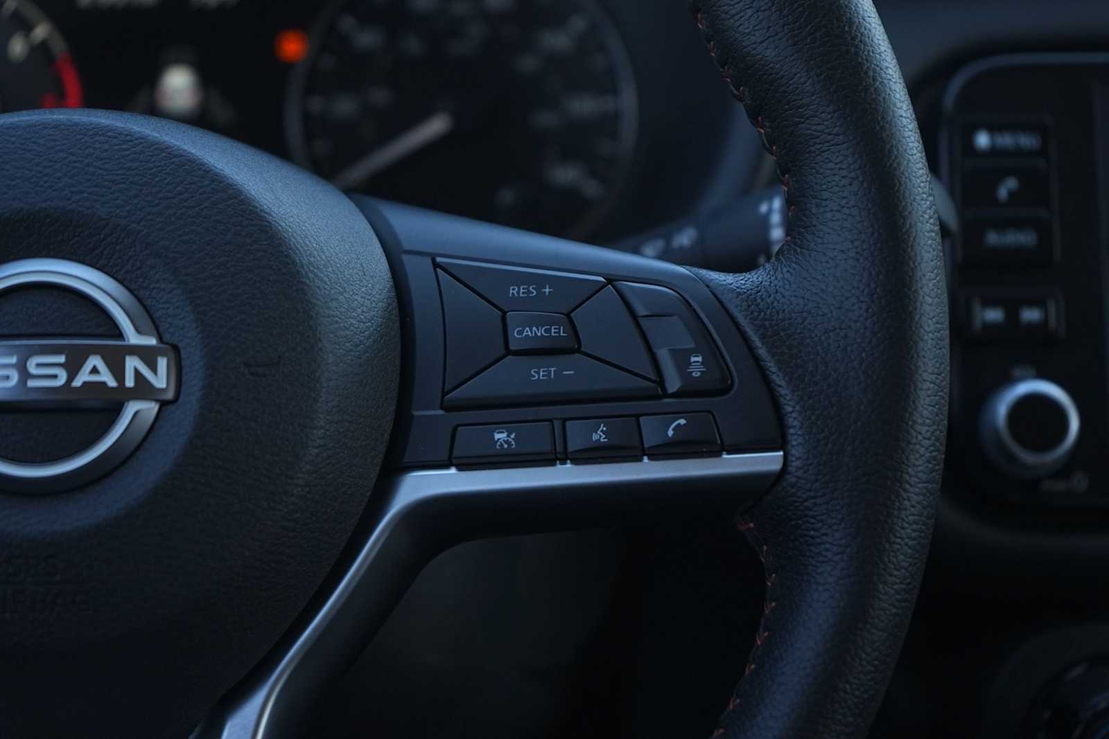 Thumbnail: 2023 Nissan Kicks - 18