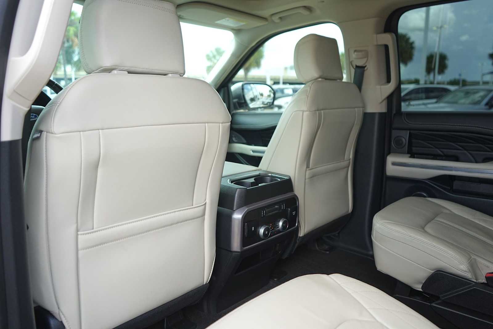 Thumbnail: 2021 Ford Expedition - 12