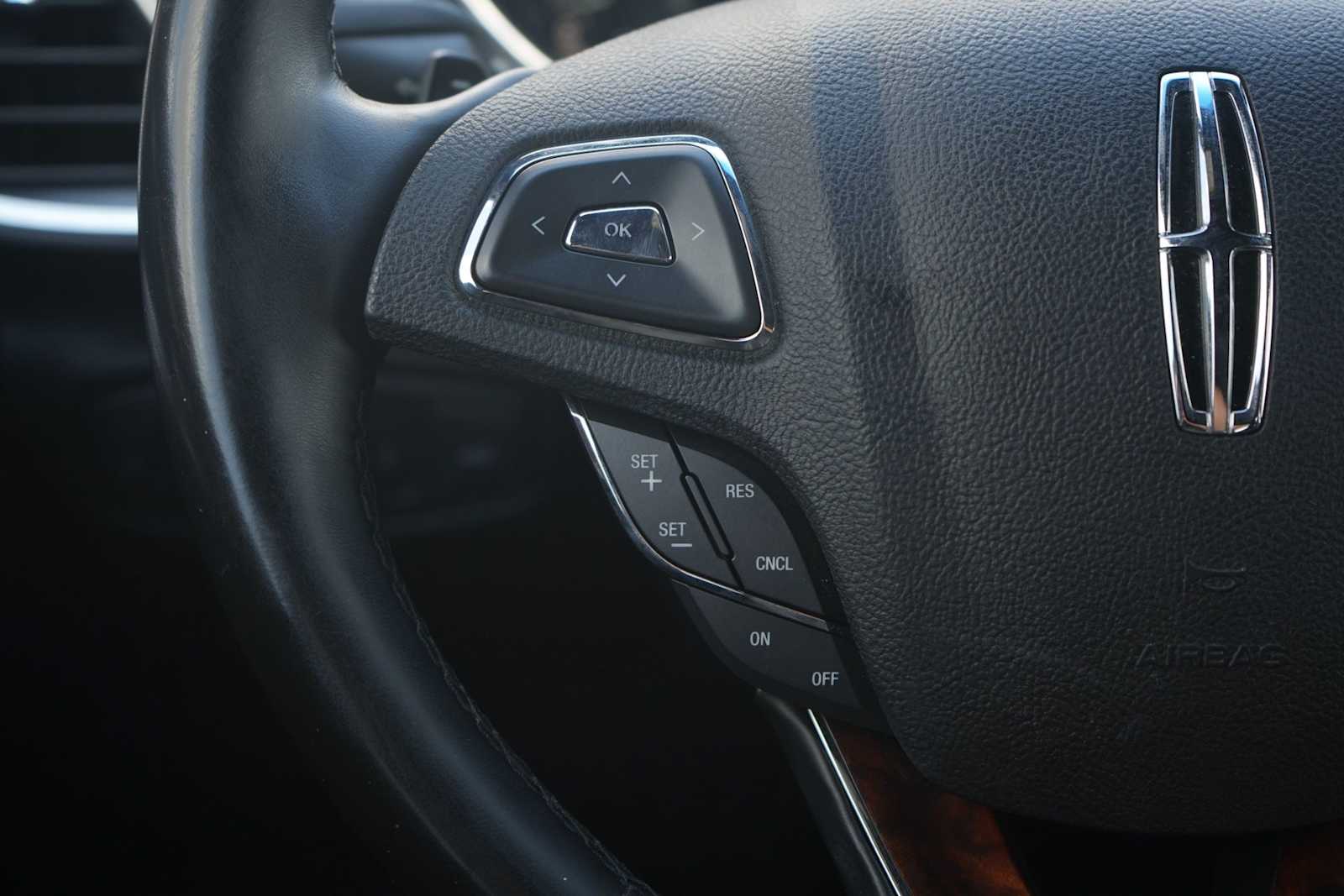 Thumbnail: 2018 Lincoln MKX - 19