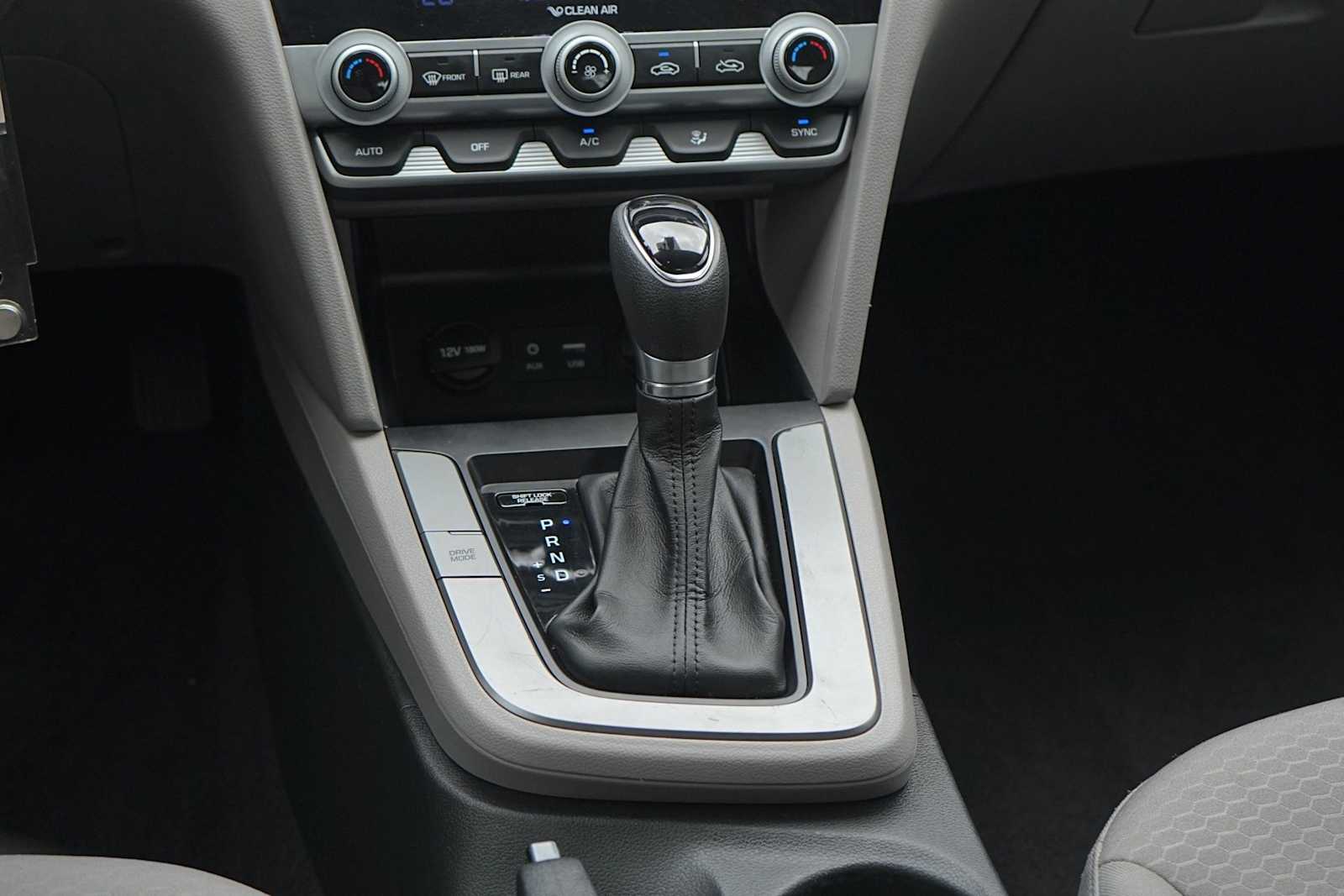 Thumbnail: 2020 Hyundai Elantra - 21