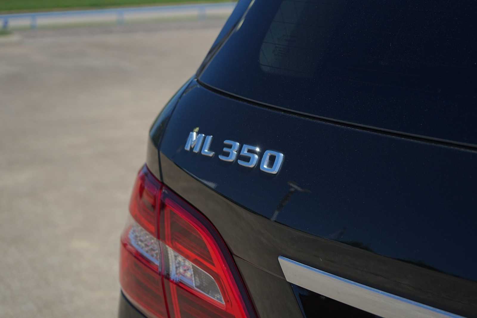 Thumbnail: 2014 Mercedes-Benz M-Class - 8