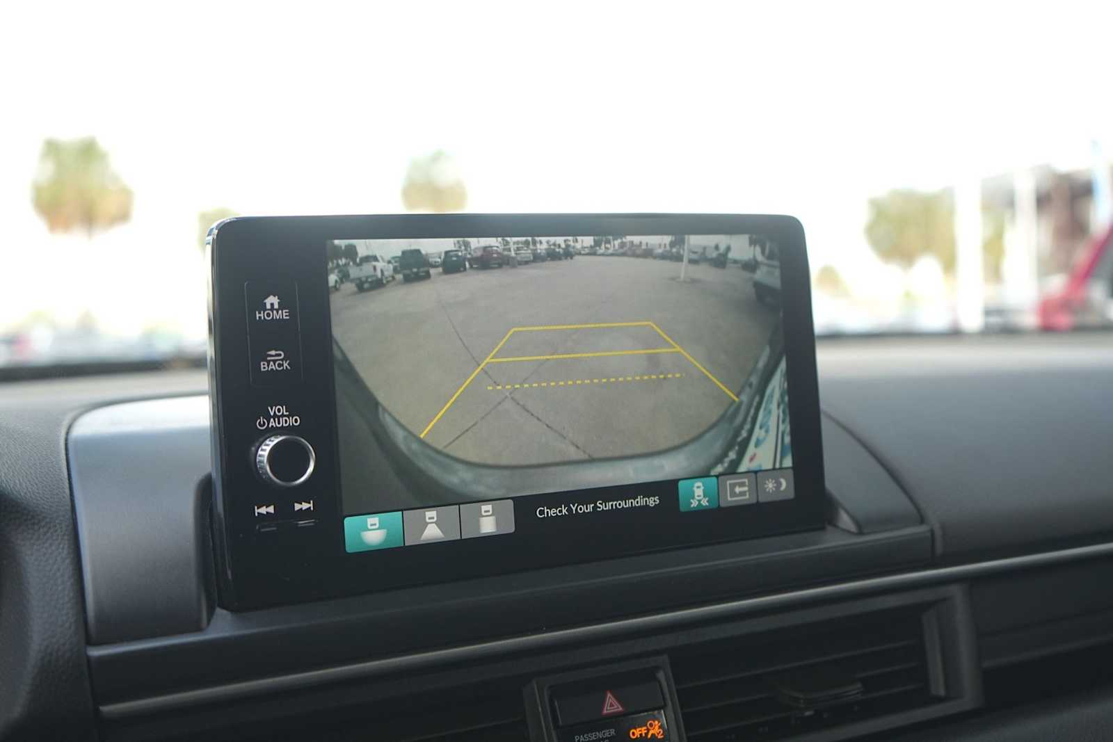 Thumbnail: 2023 Honda Pilot - 22