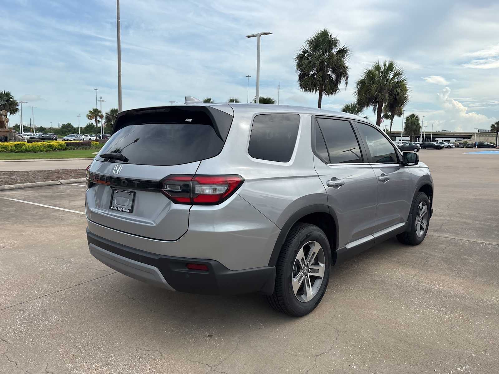 Thumbnail: 2025 Honda Pilot - 4