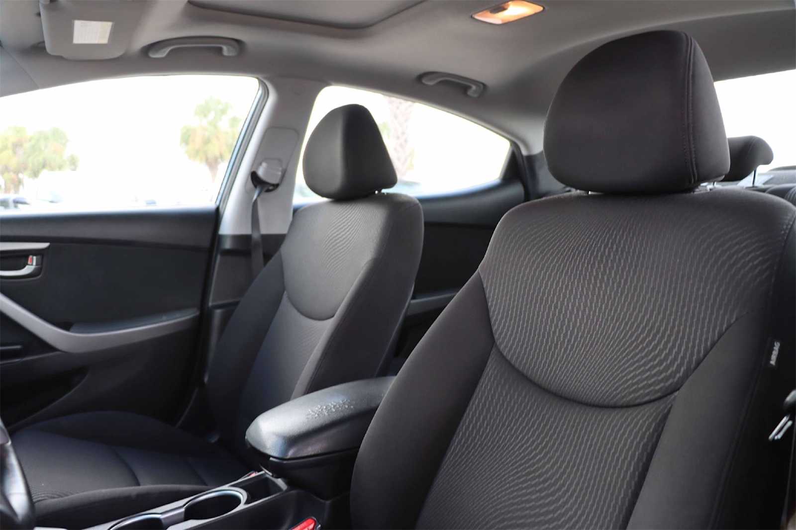 Thumbnail: 2016 Hyundai Elantra - 10