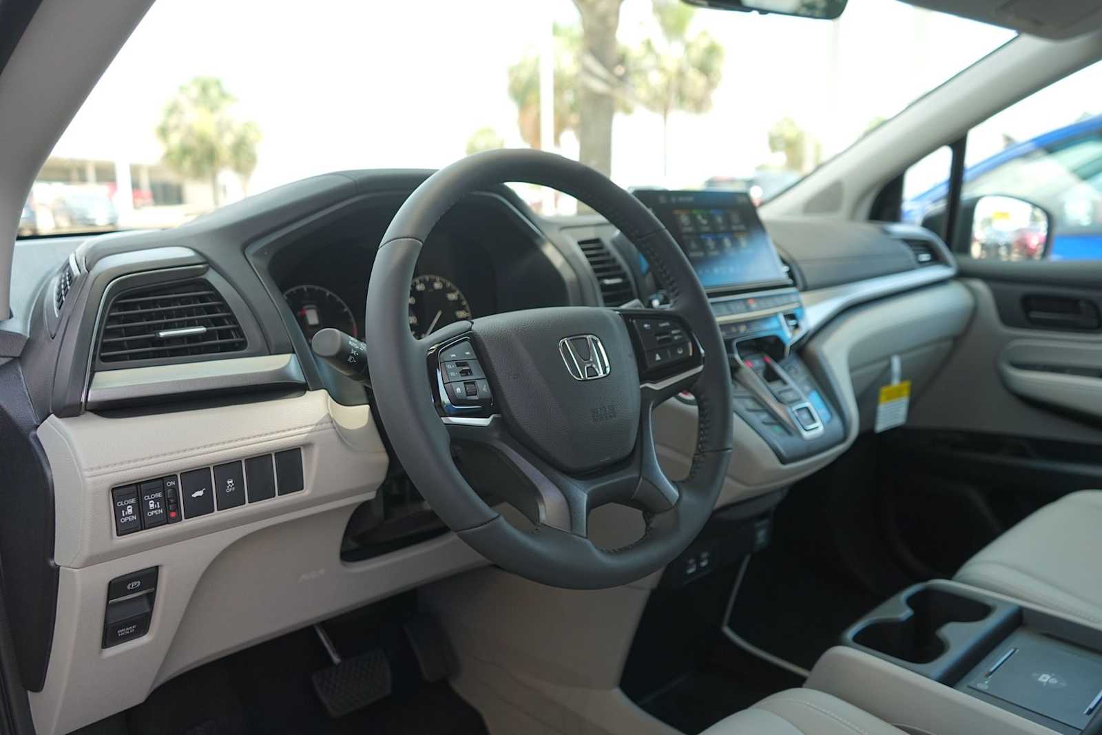 Thumbnail: 2026 Honda Odyssey - 8