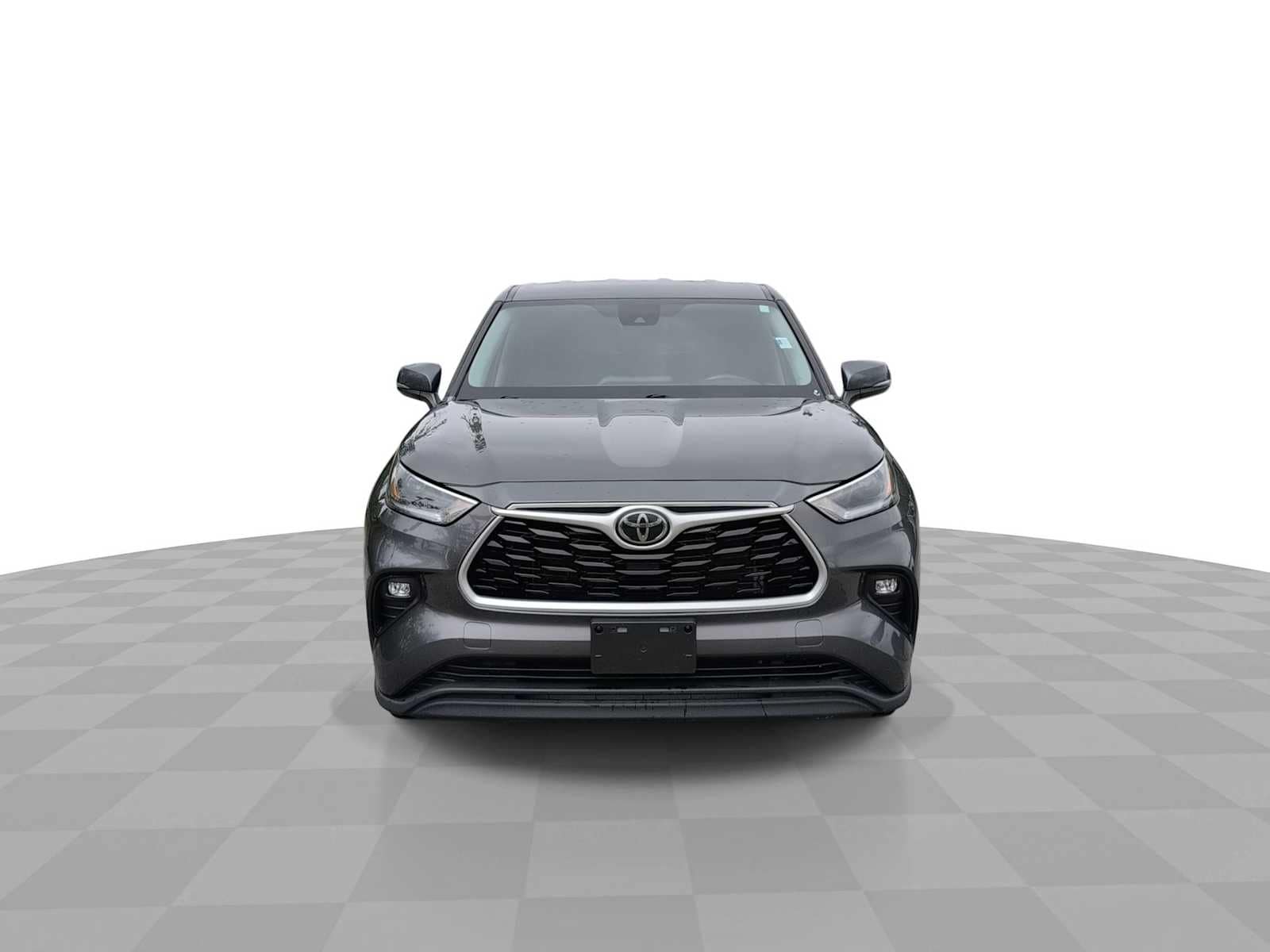 Thumbnail: 2021 Toyota Highlander - 3