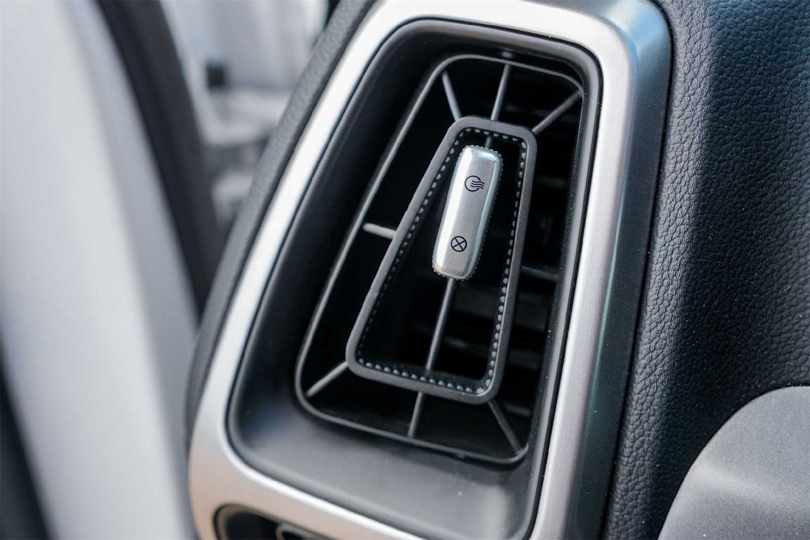 Thumbnail: 2023 Kia Sorento - 28