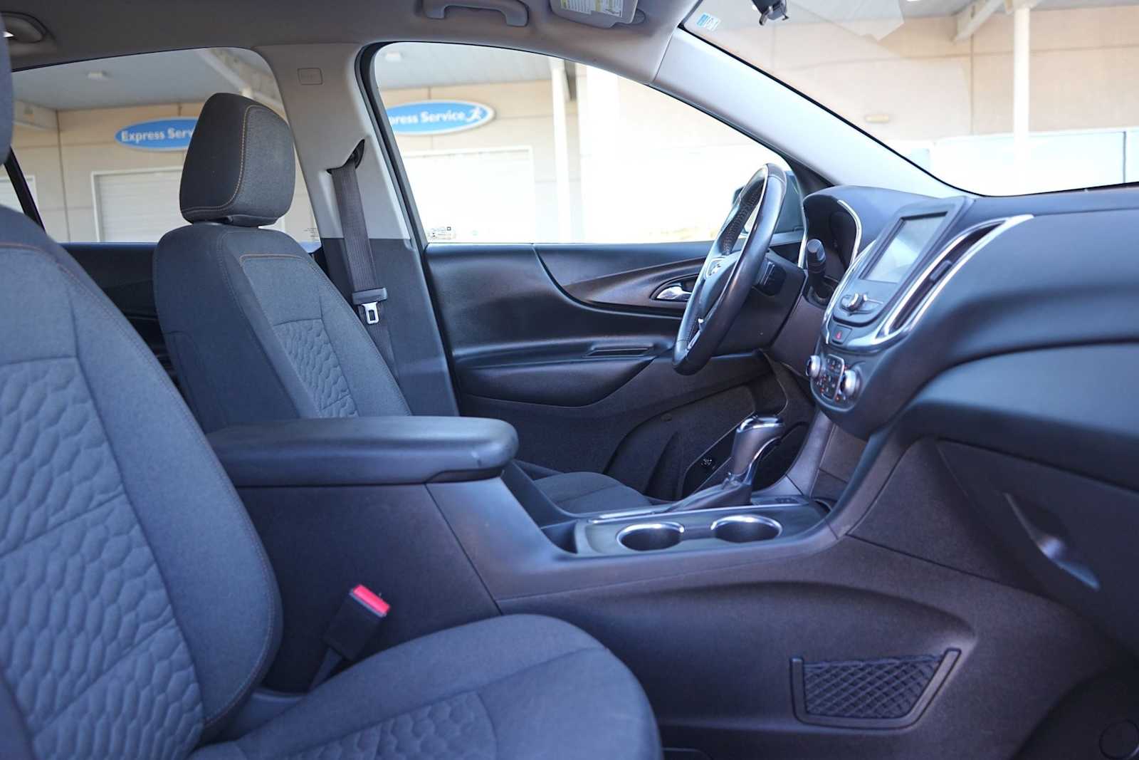 Thumbnail: 2018 Chevrolet Equinox - 15