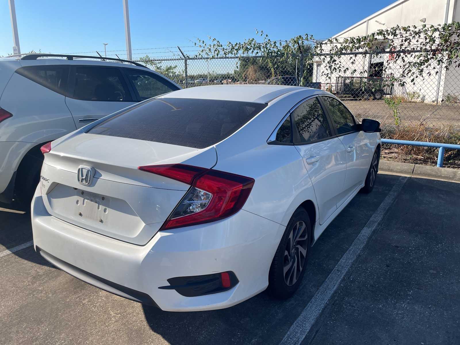 Thumbnail: 2016 Honda Civic - 3