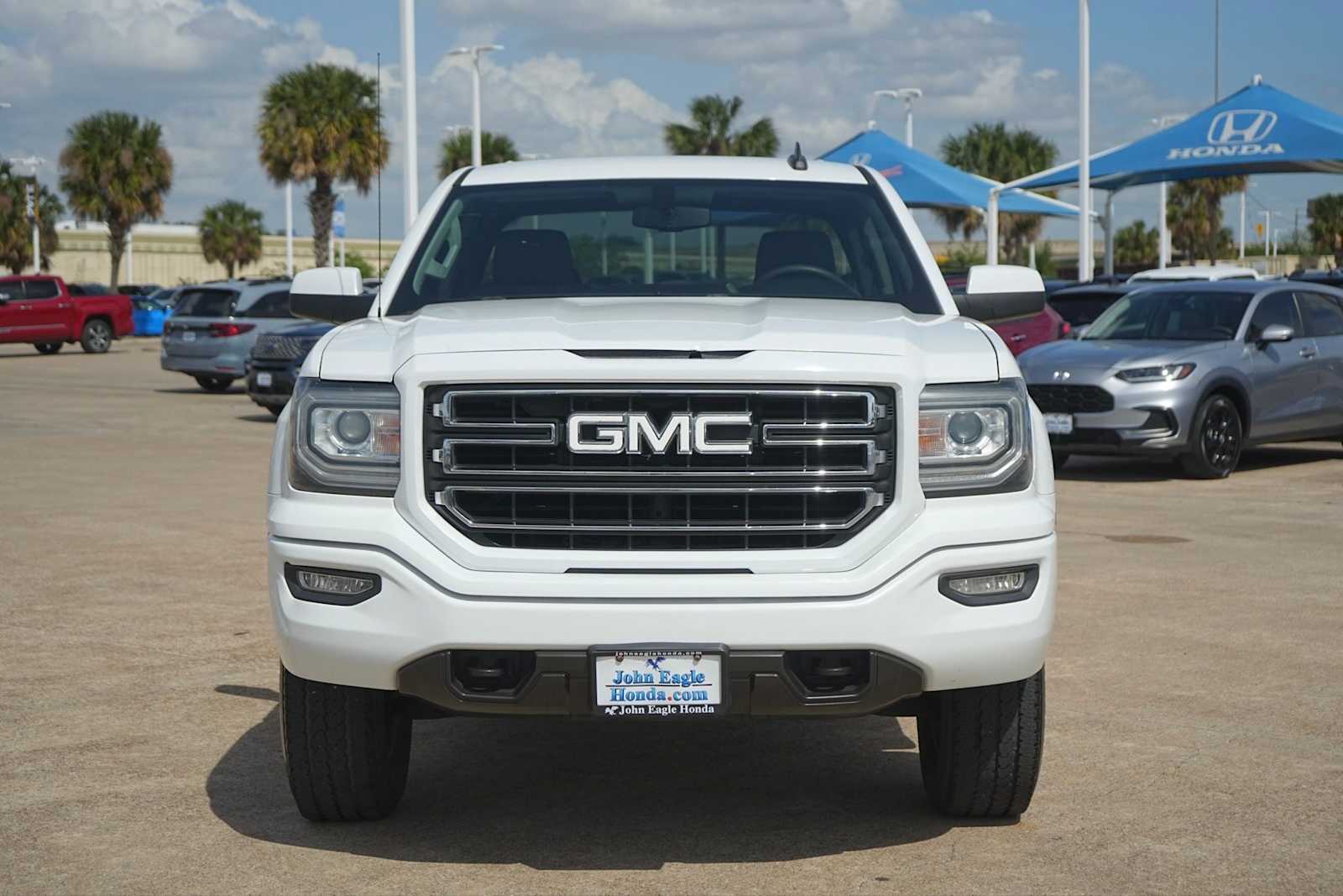 Thumbnail: 2017 GMC Sierra 1500 - 6