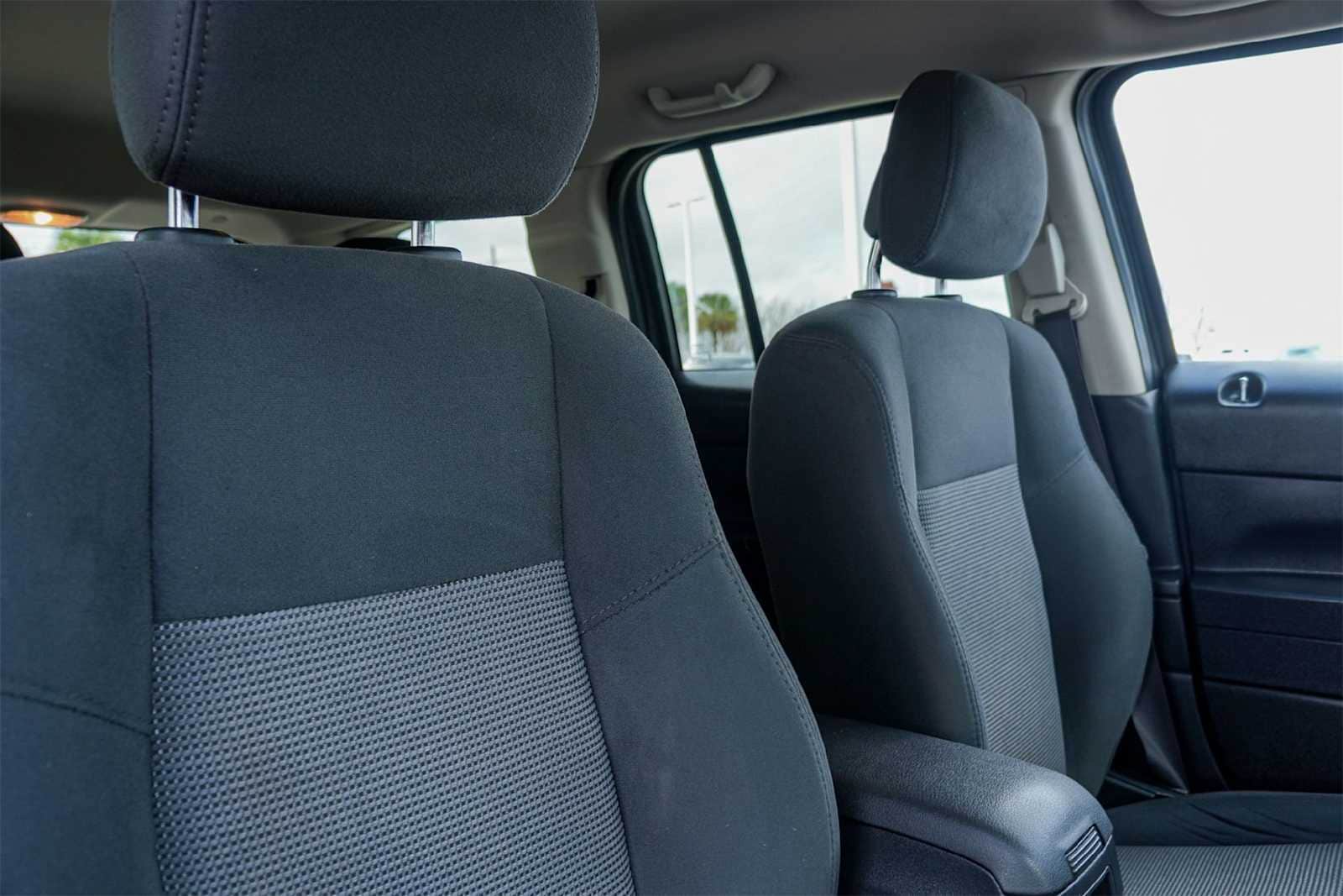 Thumbnail: 2015 Jeep Patriot - 14