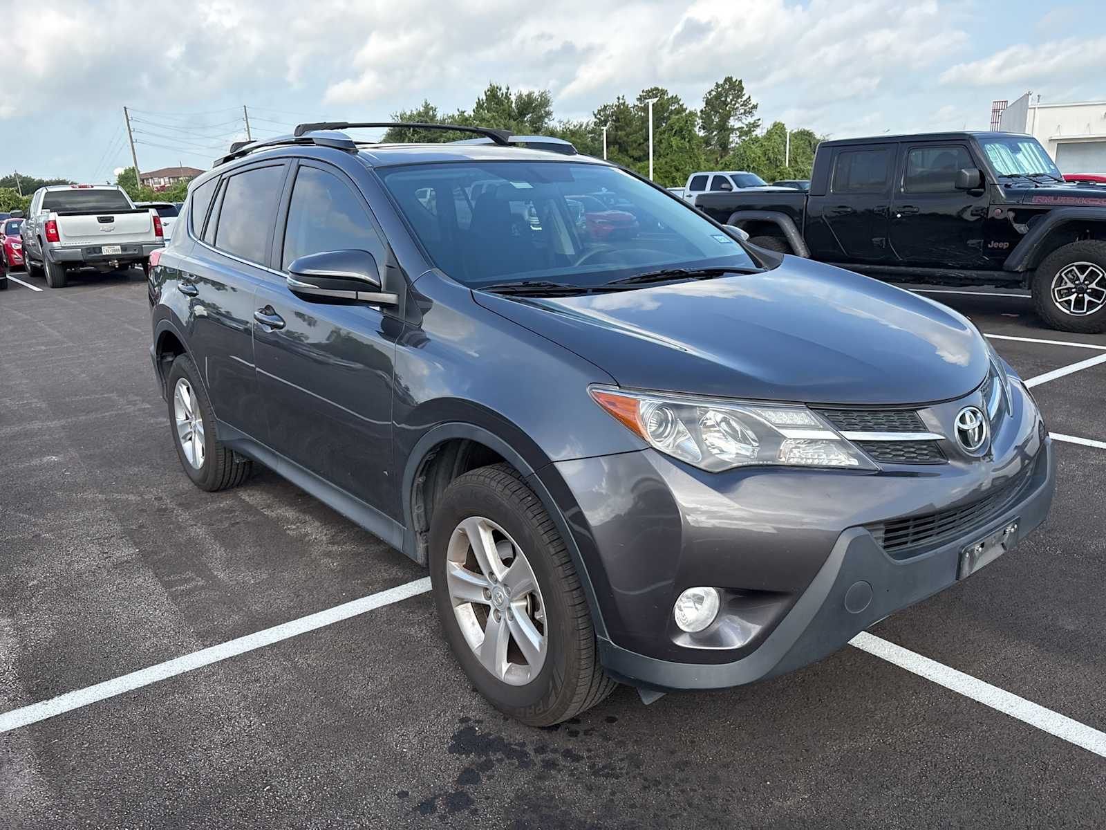 Thumbnail: 2014 Toyota RAV4 - 3