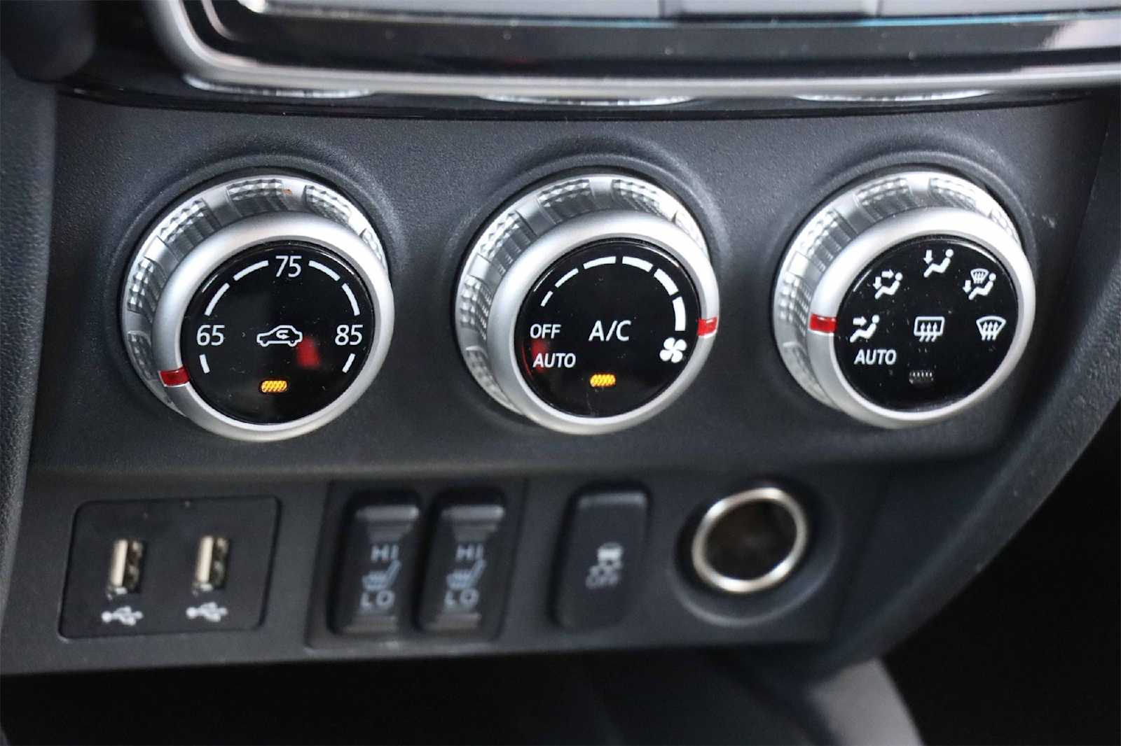 Thumbnail: 2024 Mitsubishi Outlander Sport - 19