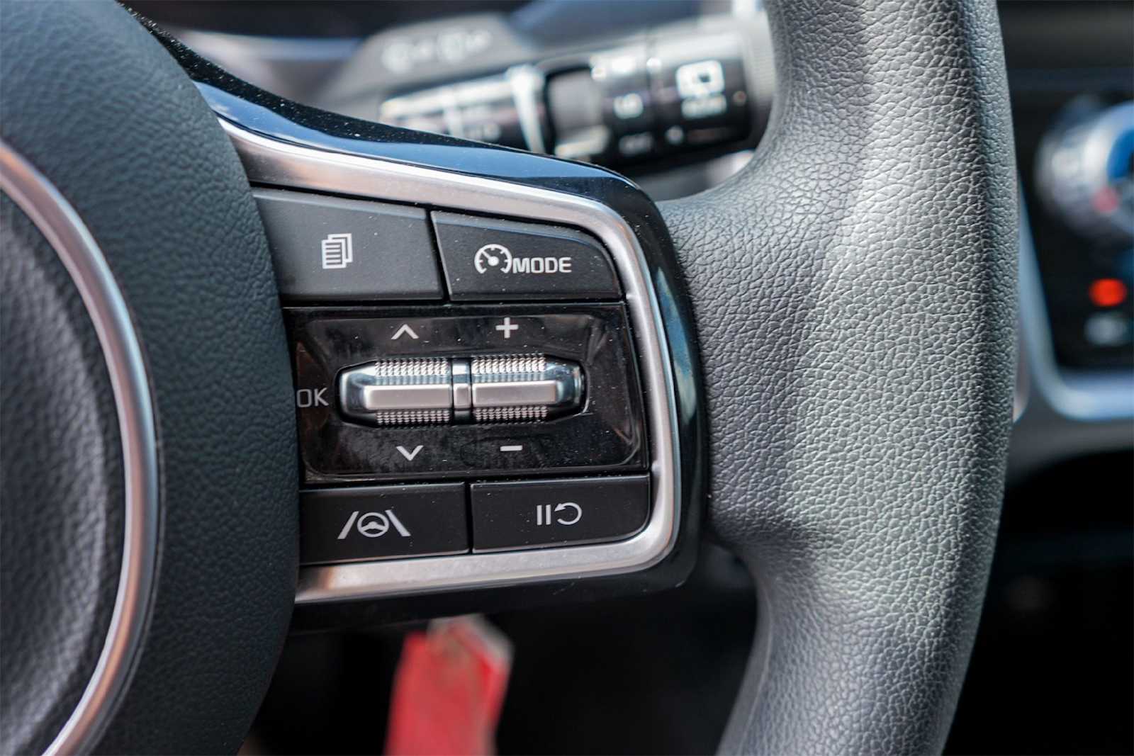 Thumbnail: 2023 Kia Sorento - 26