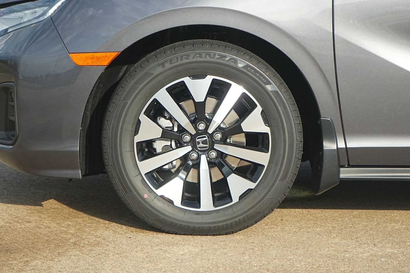 Thumbnail: 2026 Honda Odyssey - 7