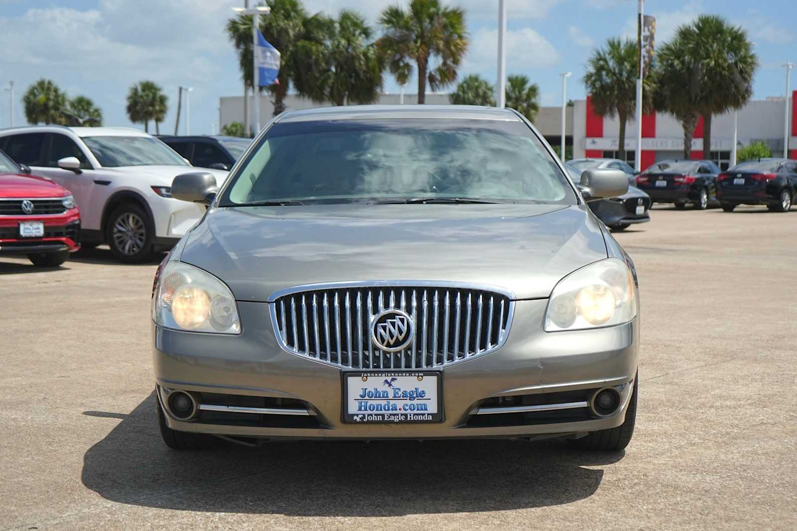 Thumbnail: 2010 Buick Lucerne - 6