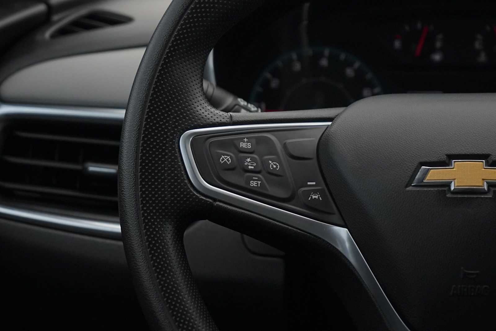 Thumbnail: 2023 Chevrolet Equinox - 17