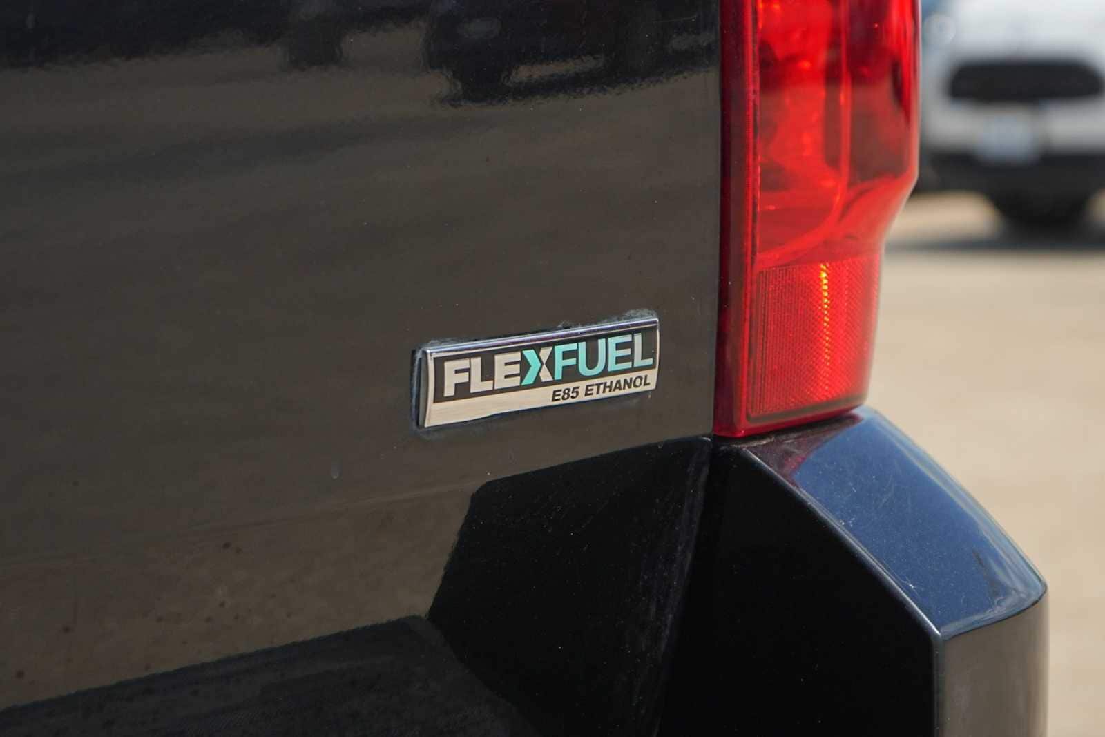 Thumbnail: 2011 Chevrolet Tahoe - 8