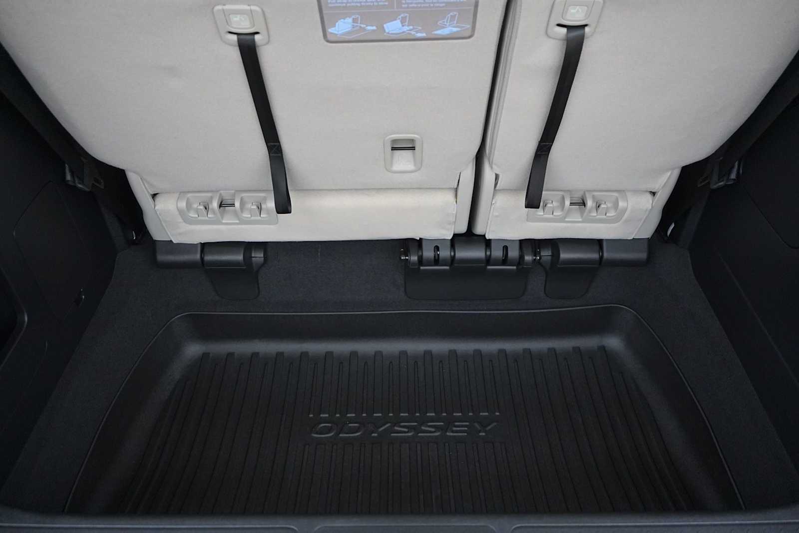 Thumbnail: 2026 Honda Odyssey - 27