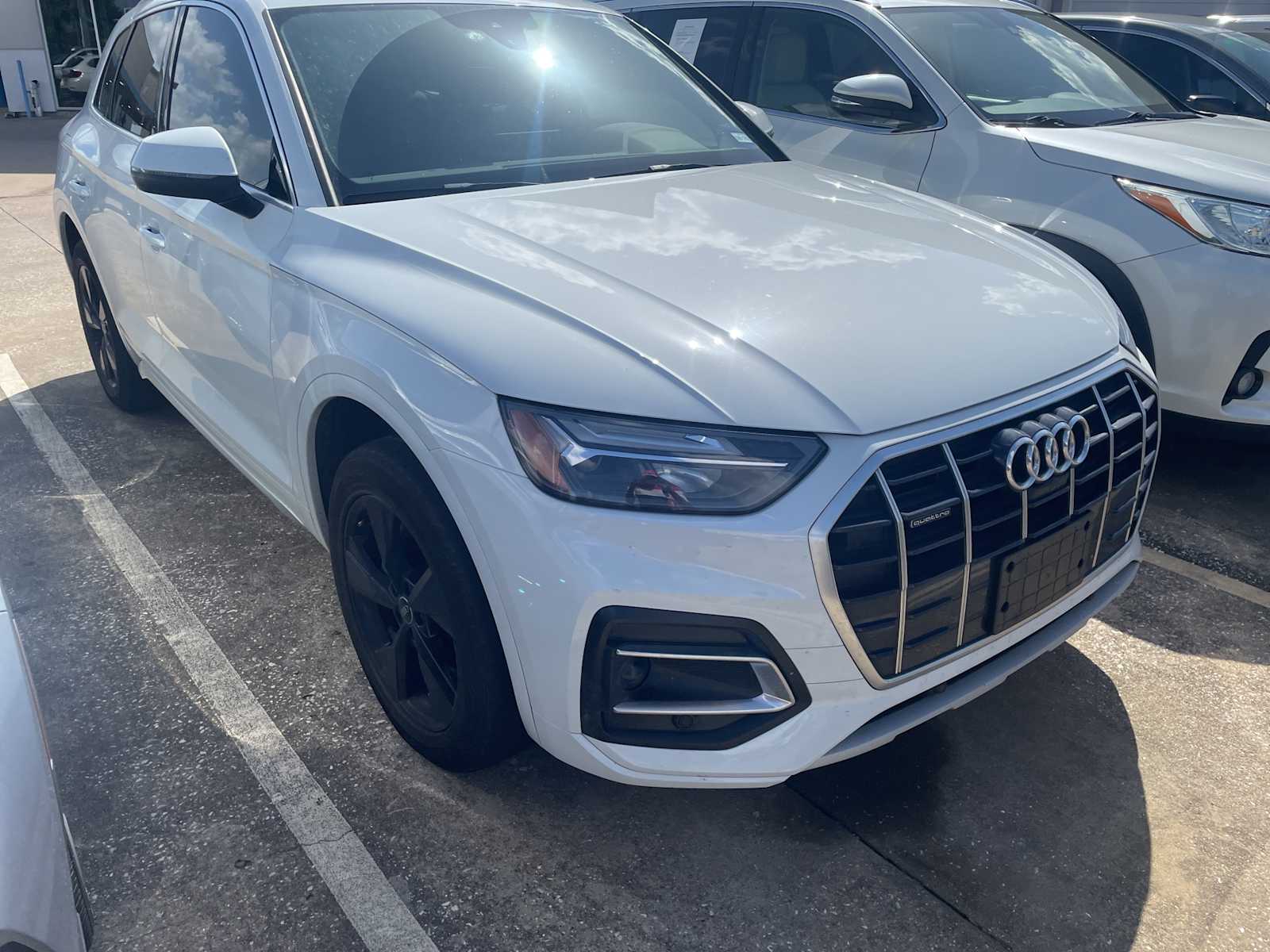 Thumbnail: 2023 Audi Q5 - 4