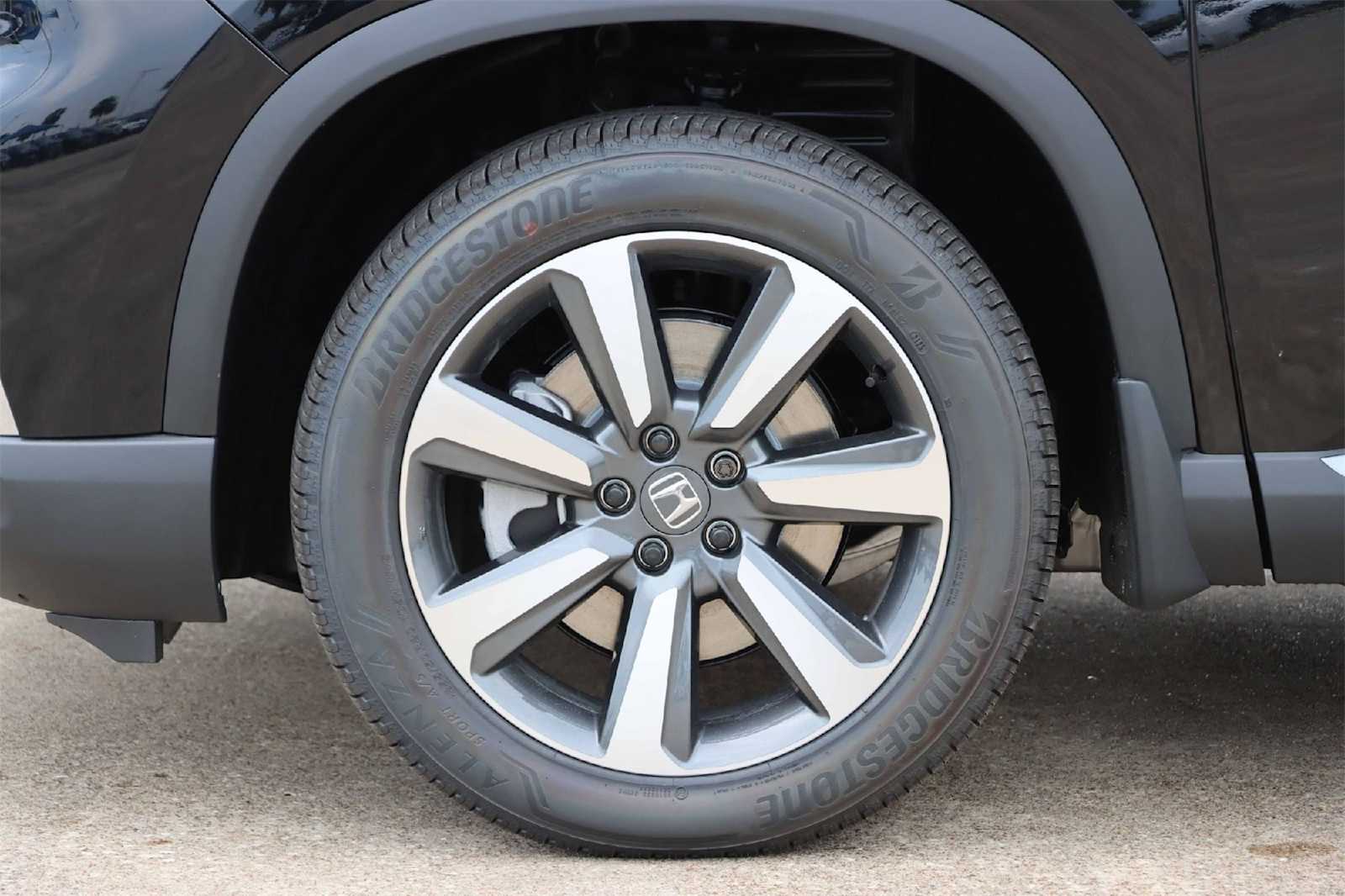 Thumbnail: 2025 Honda Pilot - 8