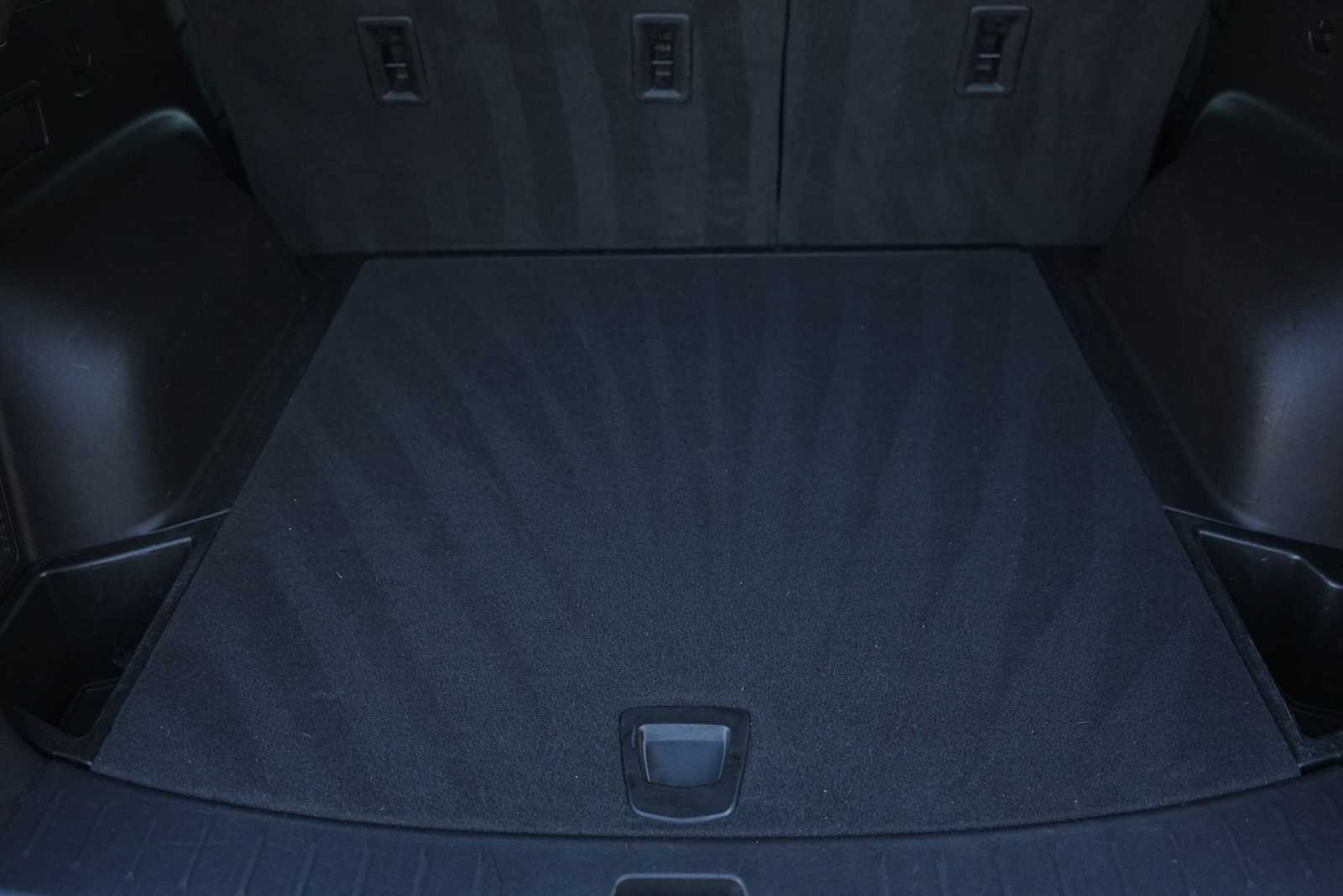 Thumbnail: 2020 Chevrolet Blazer - 27