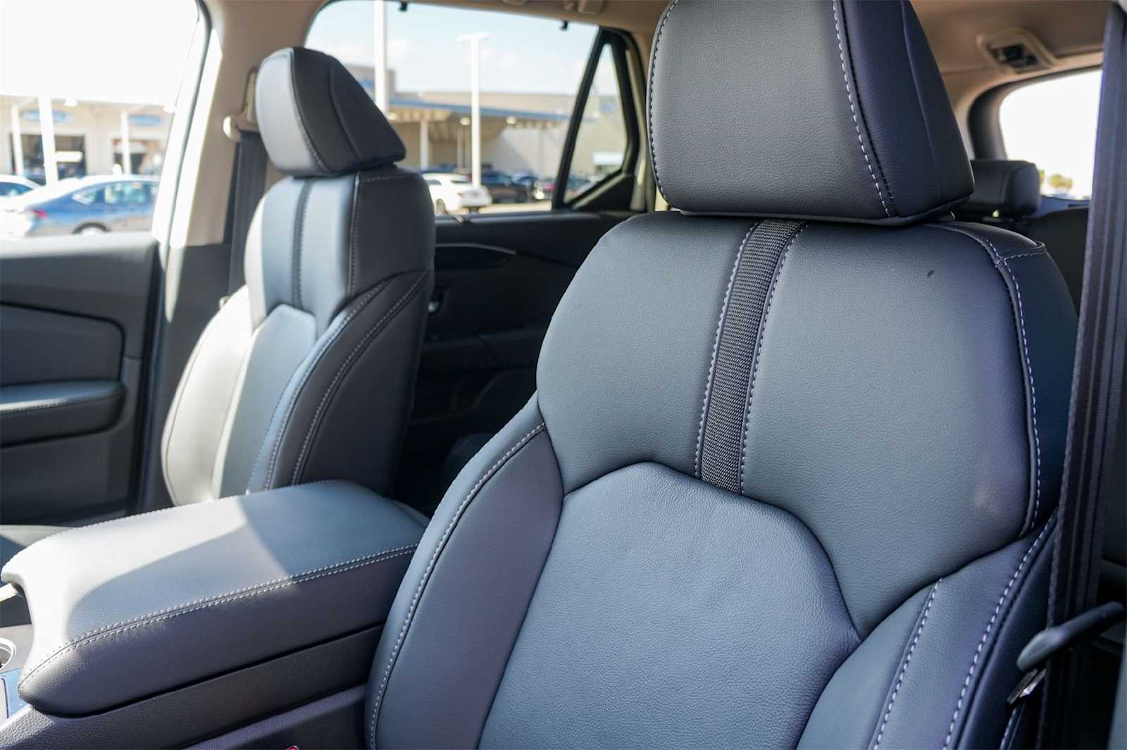 Thumbnail: 2025 Honda Pilot - 11