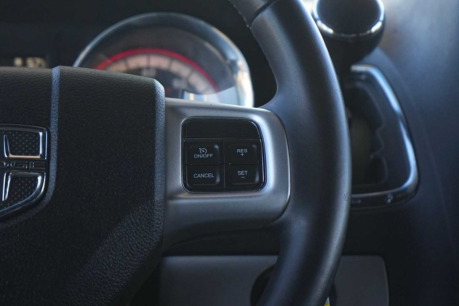 Thumbnail: 2018 Dodge Grand Caravan - 18