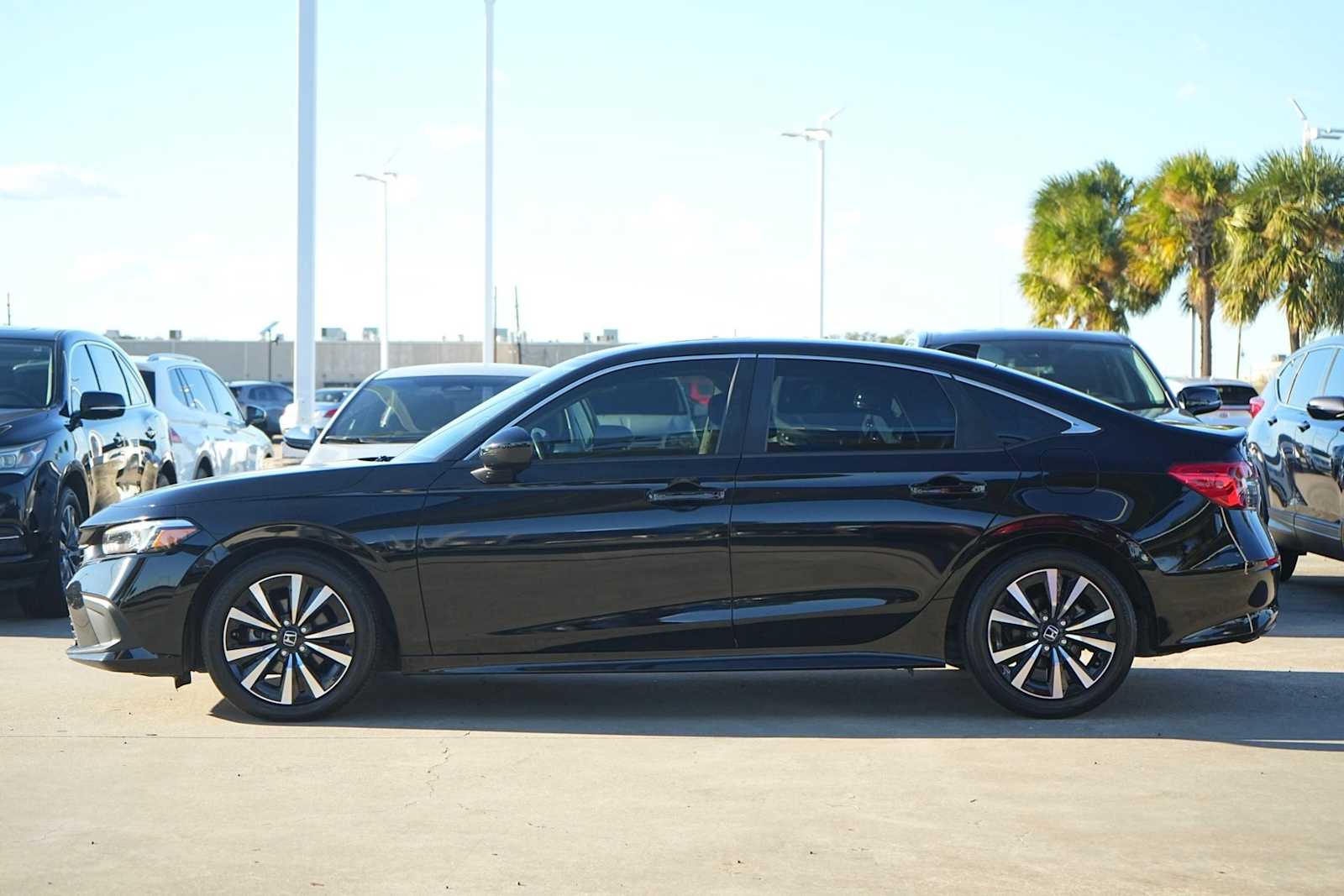 Thumbnail: 2023 Honda Civic - 3