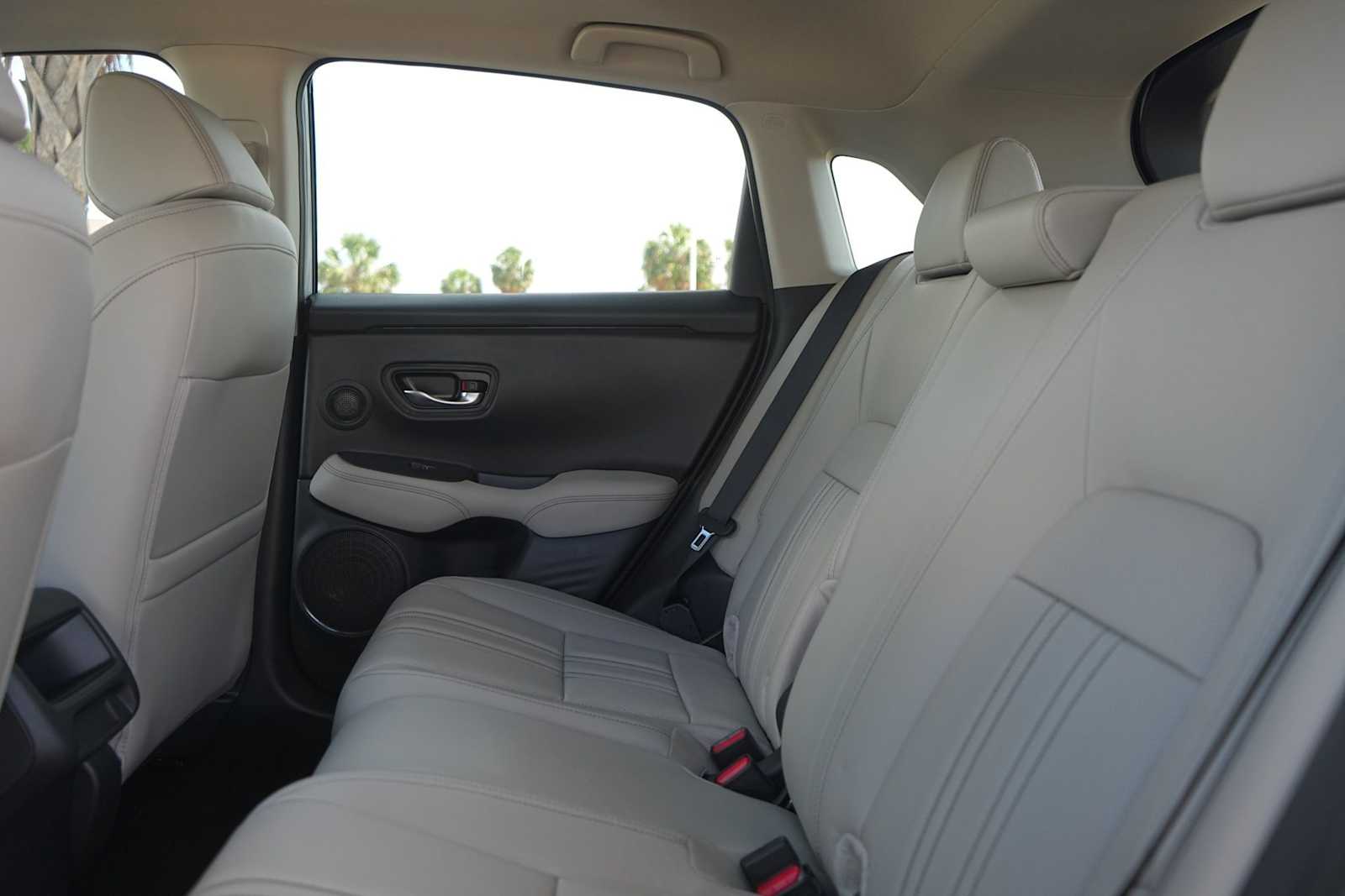 Thumbnail: 2027 Honda HR-V - 13
