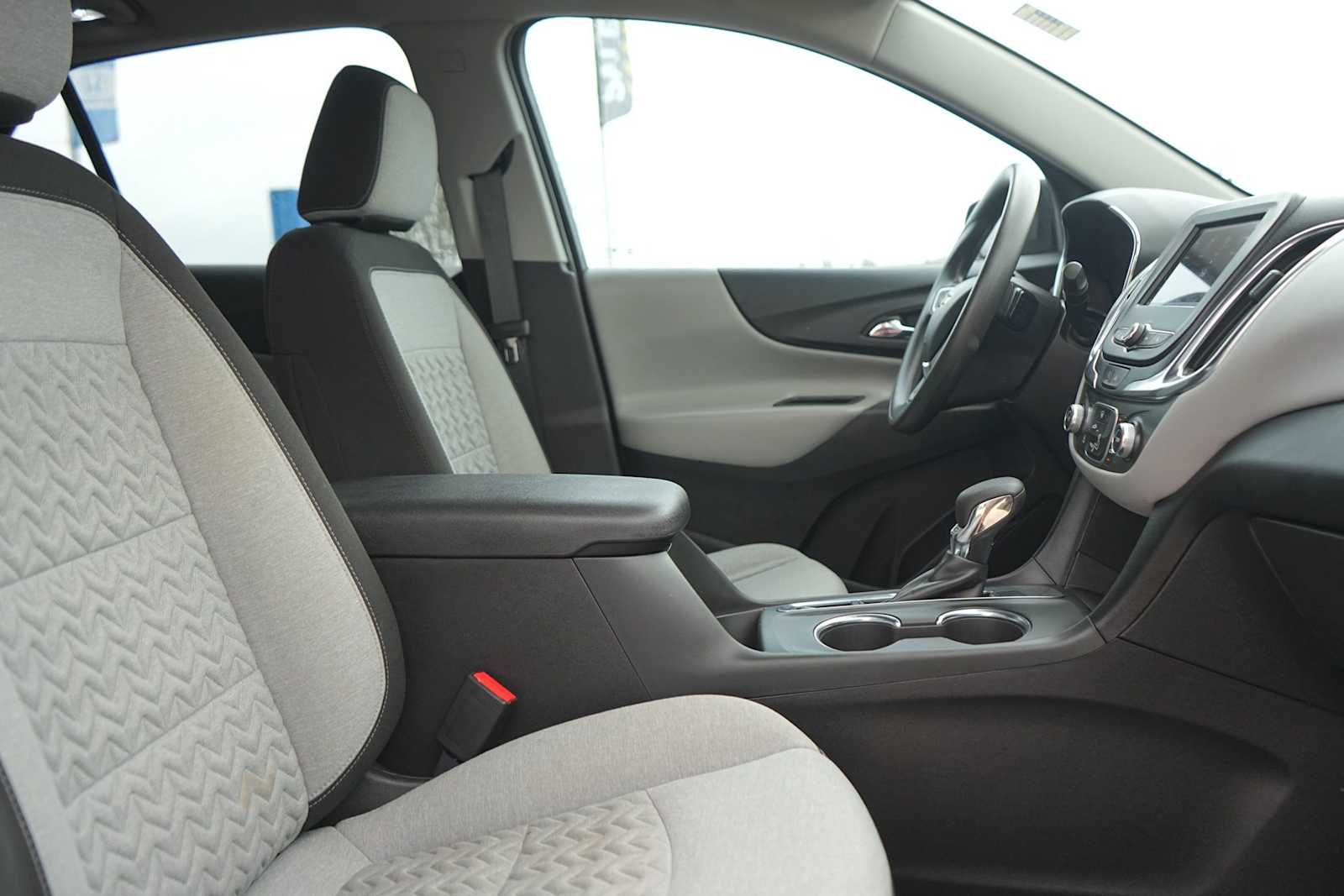 Thumbnail: 2023 Chevrolet Equinox - 15