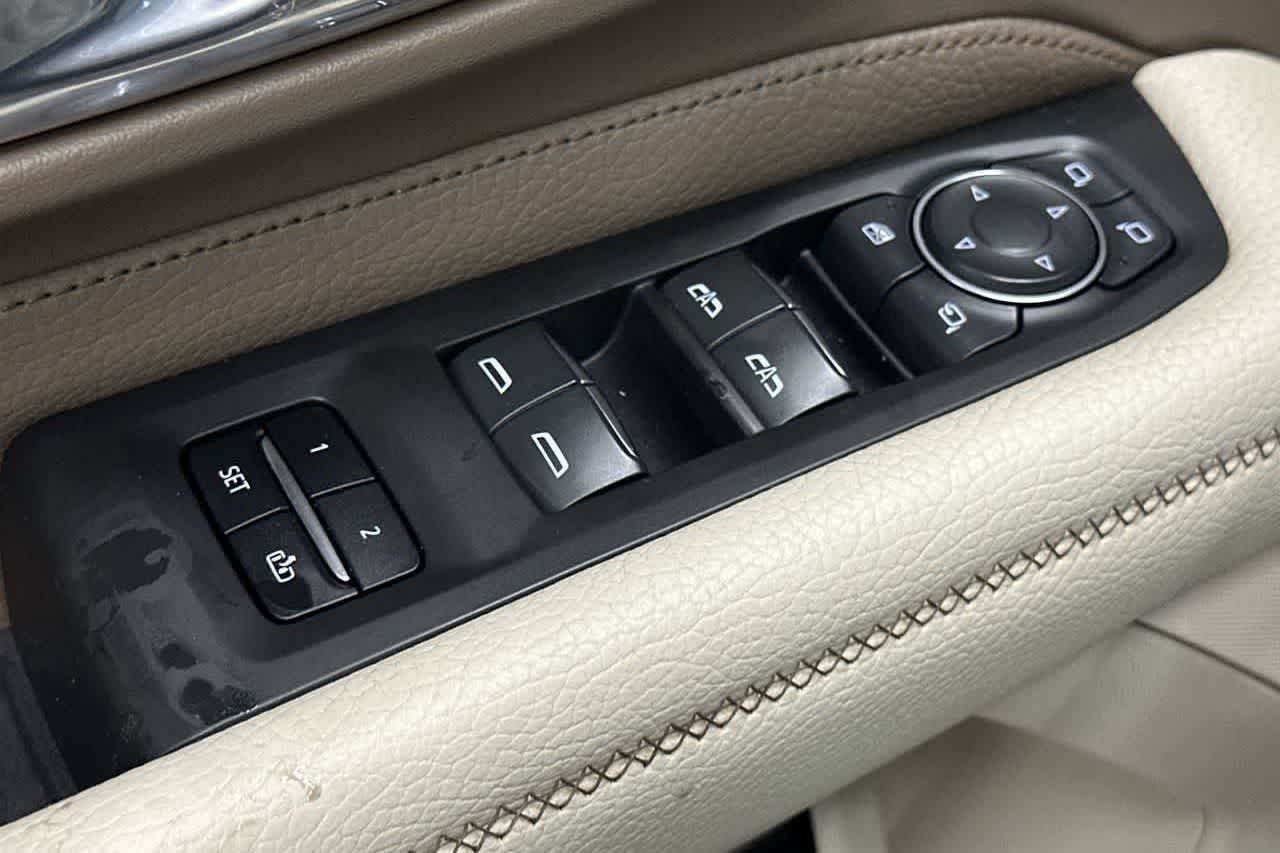 2021 GMC Yukon XL Denali - Photo 18